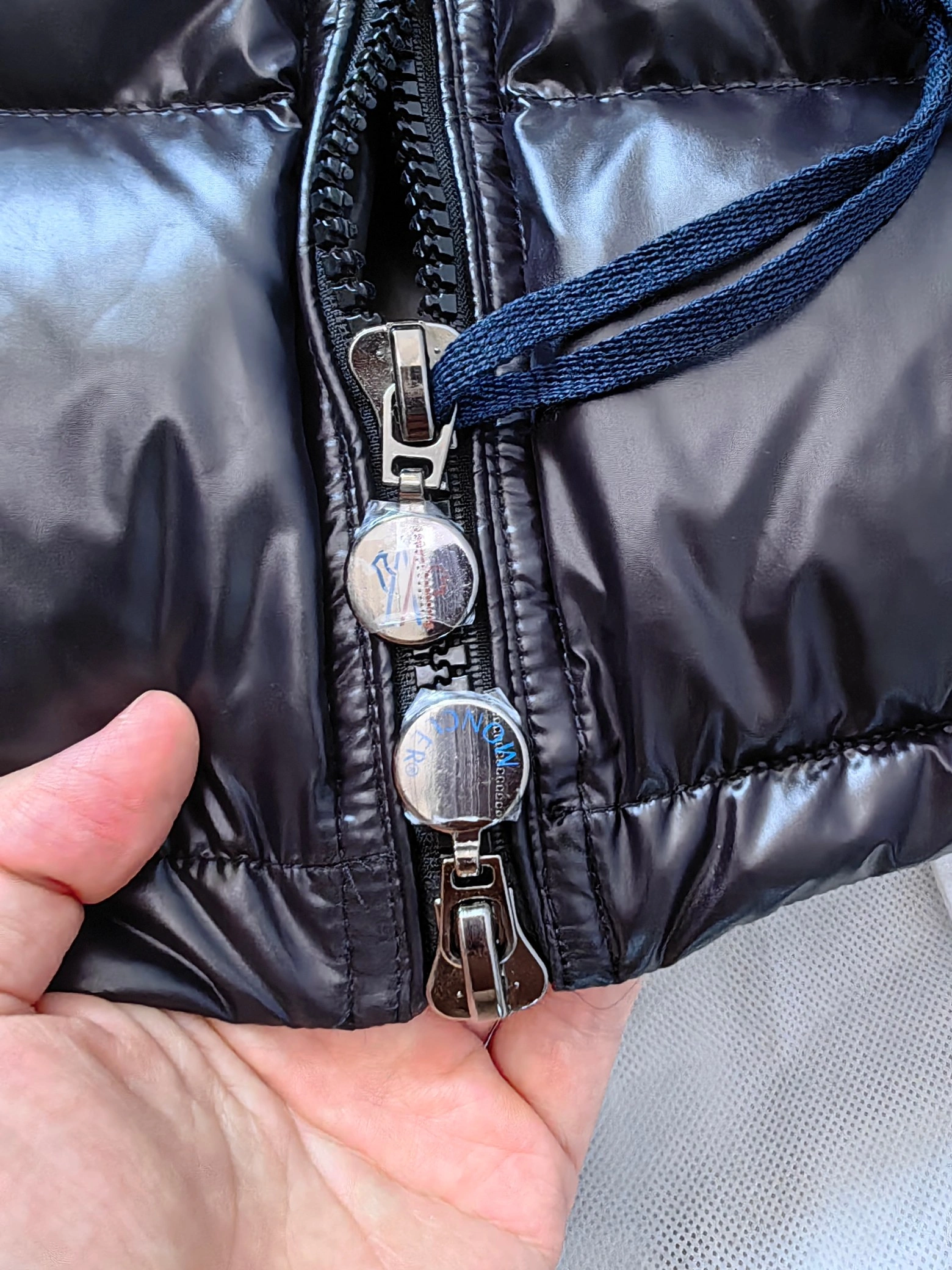 Moncler Down Jackets TimelessDesign 146113