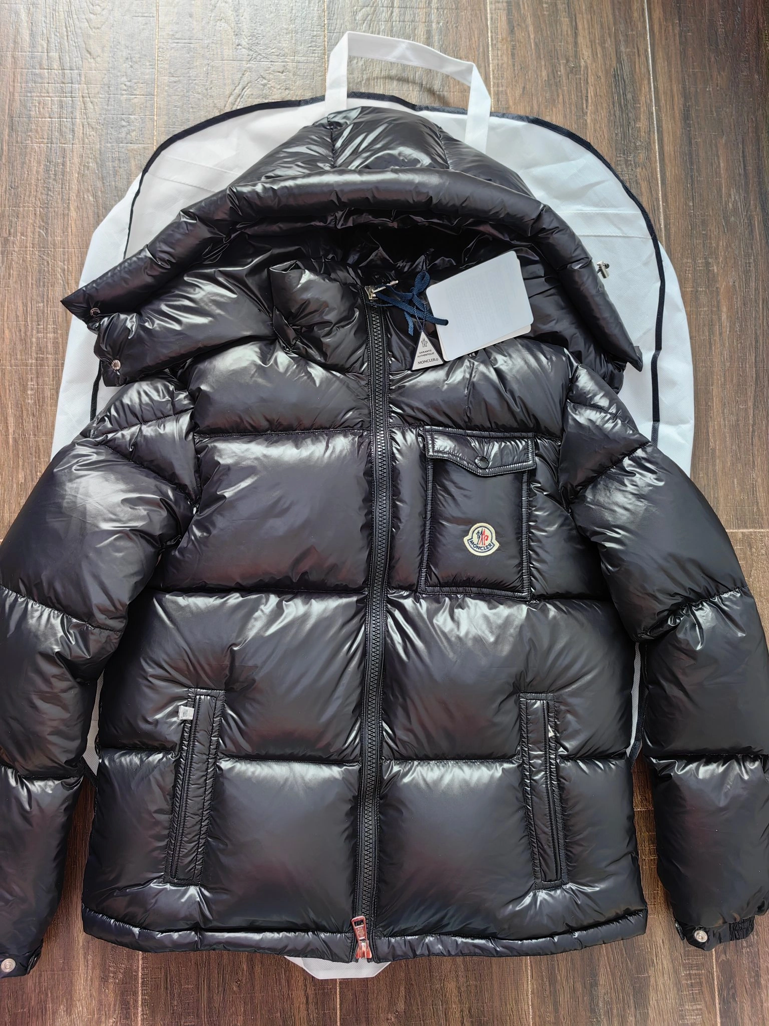 Sleek Moncler Down Jackets 146109