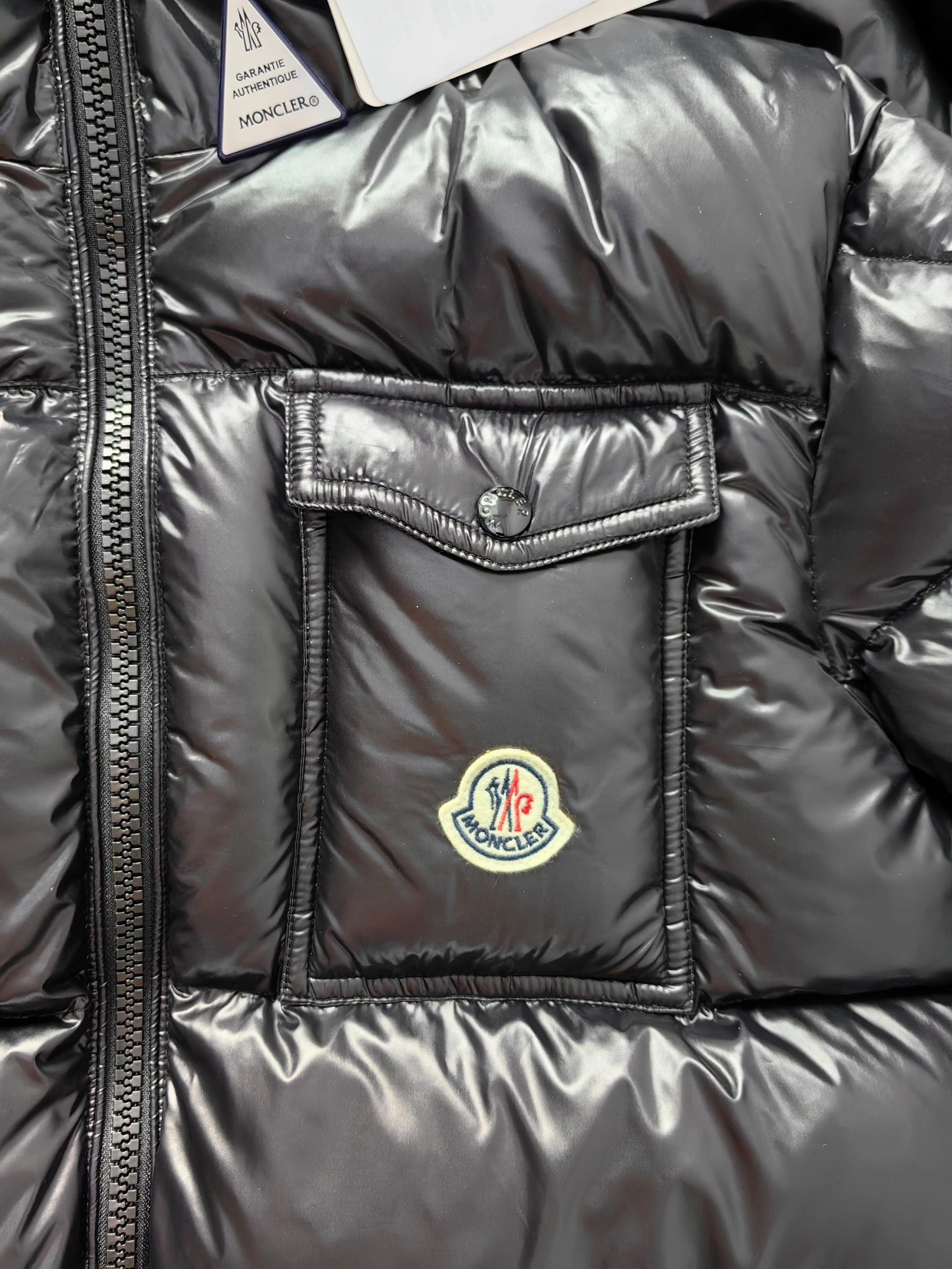 Sleek Moncler Down Jackets 146109