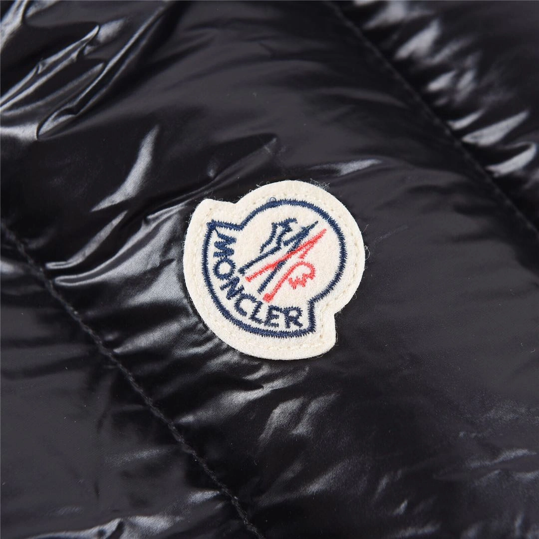 Moncler Down Jackets HighPerformance 146104