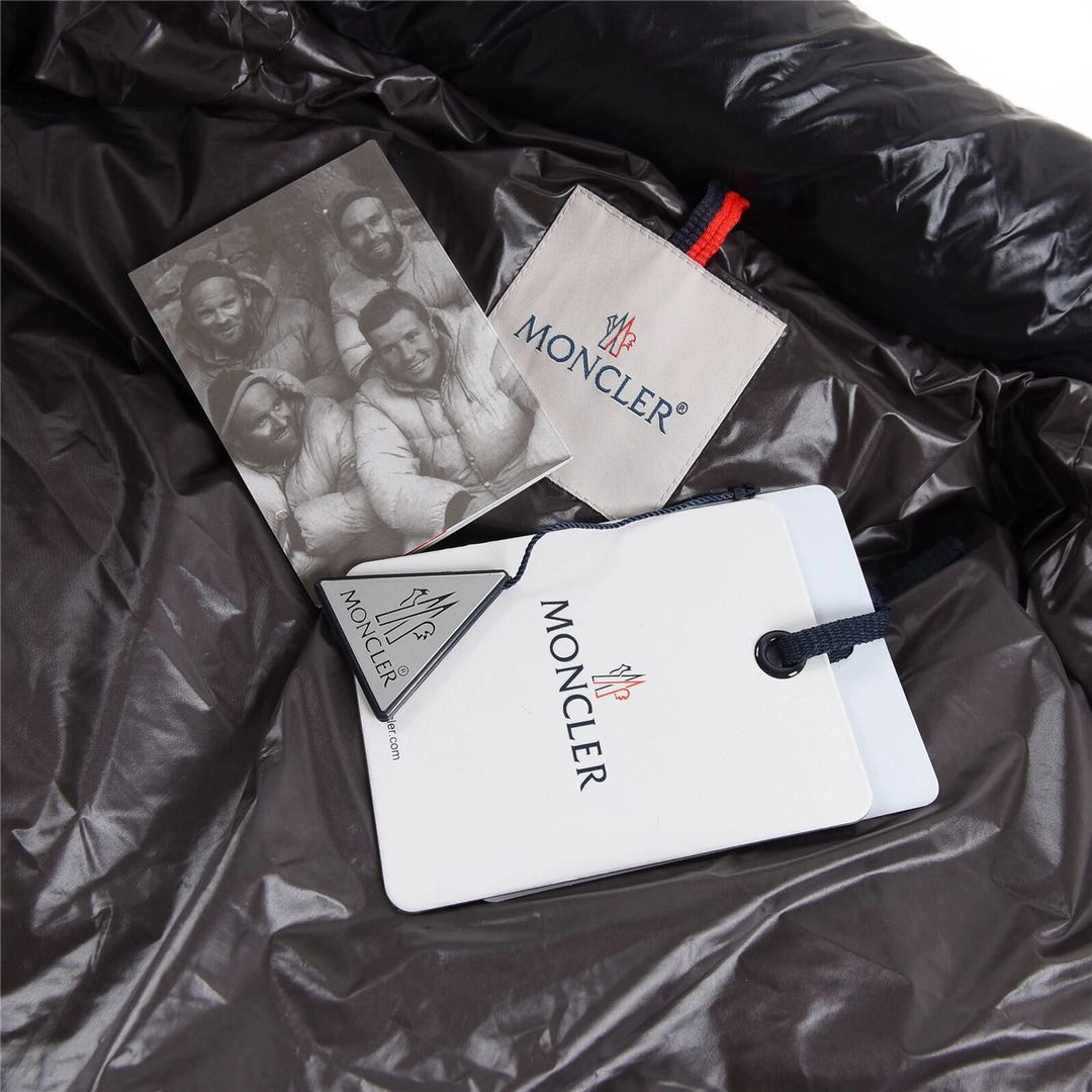 Moncler Down Jackets HighPerformance 146104