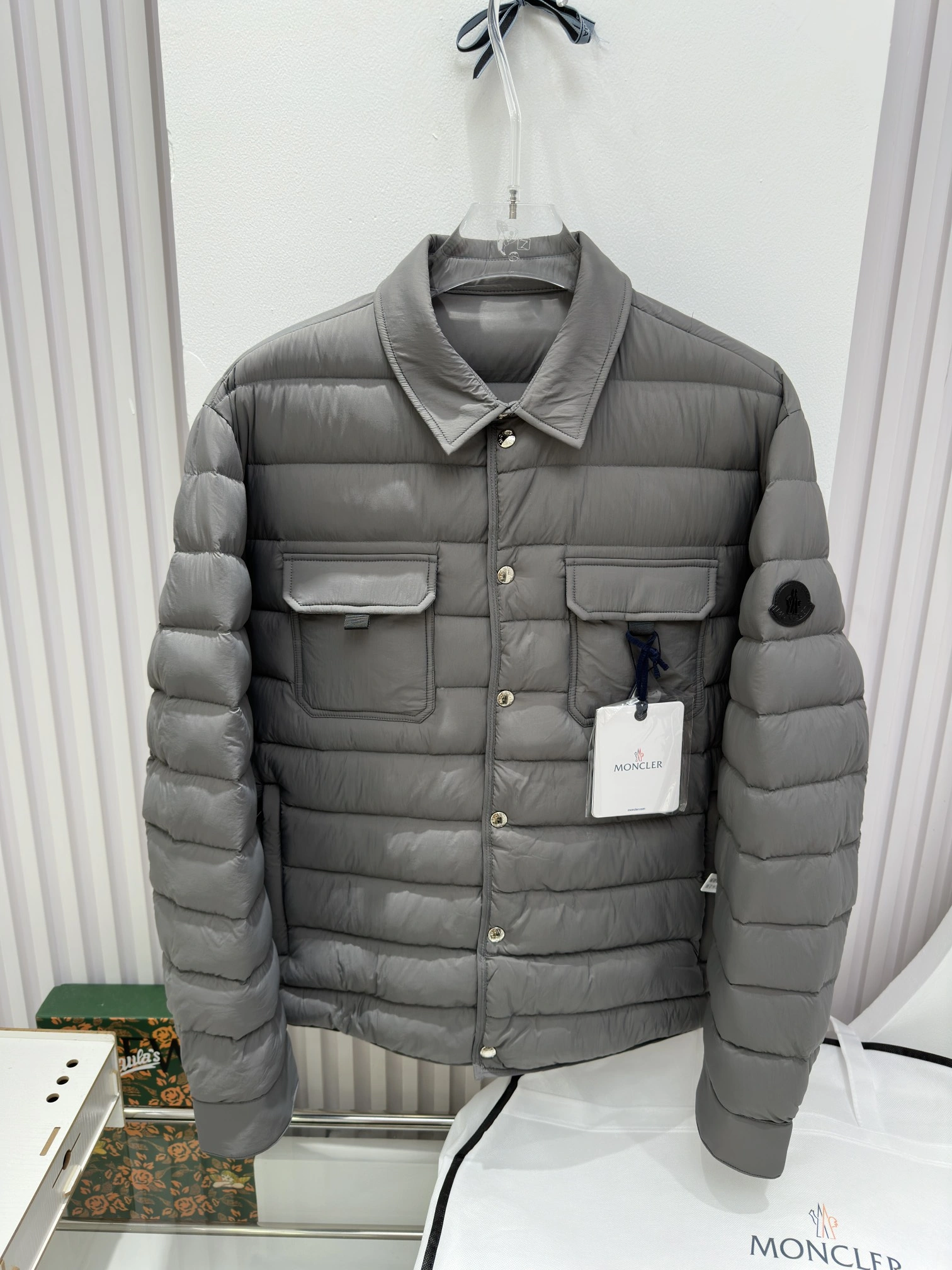 Elegant Moncler Down Jackets 146090