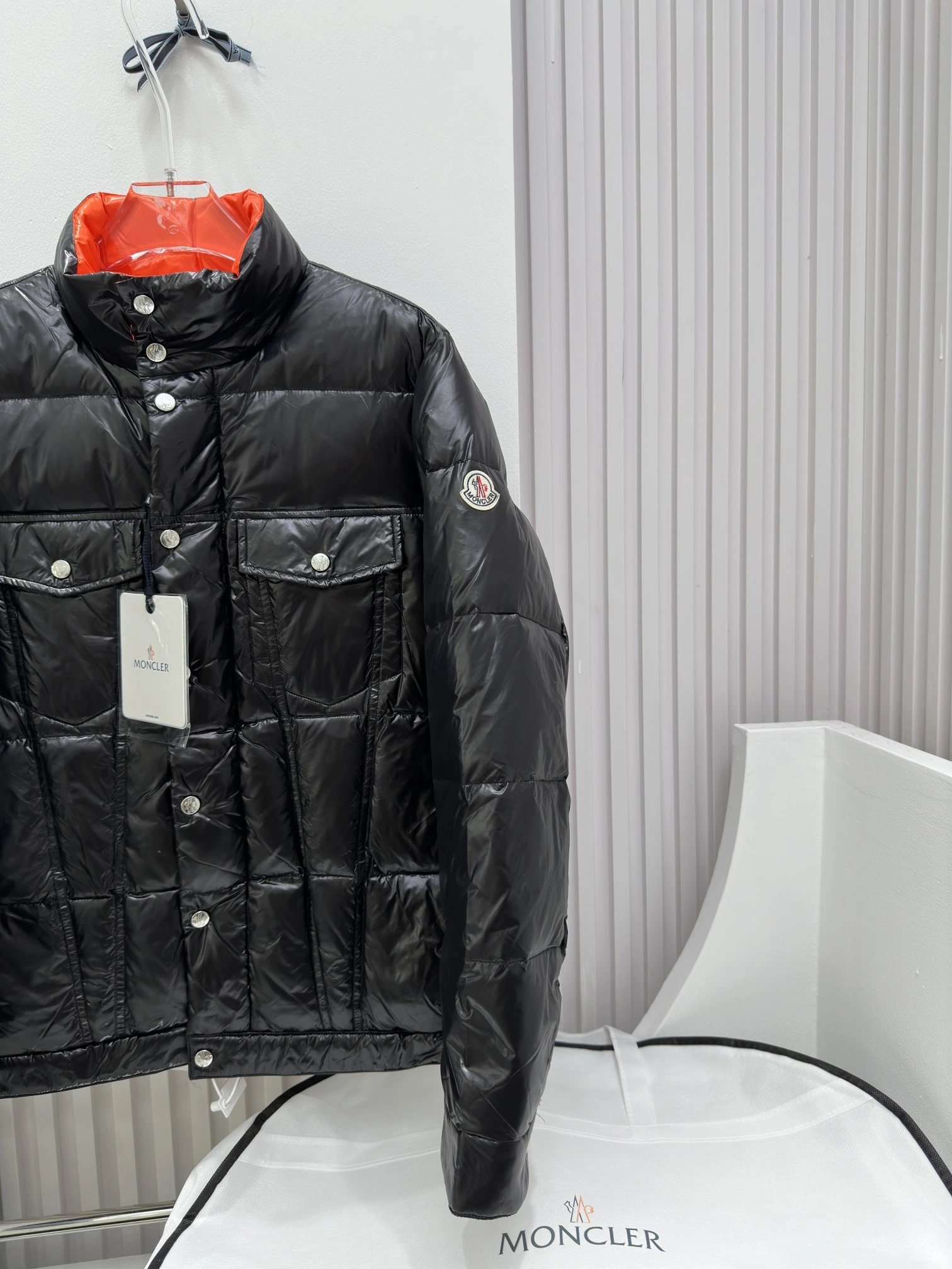 ZipUp Moncler Down Jackets 146101