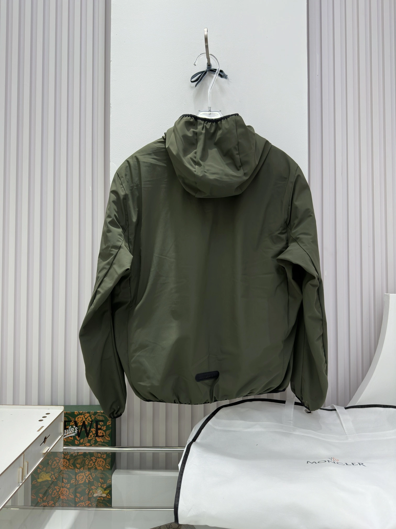 Neat Moncler Down Jackets 146092
