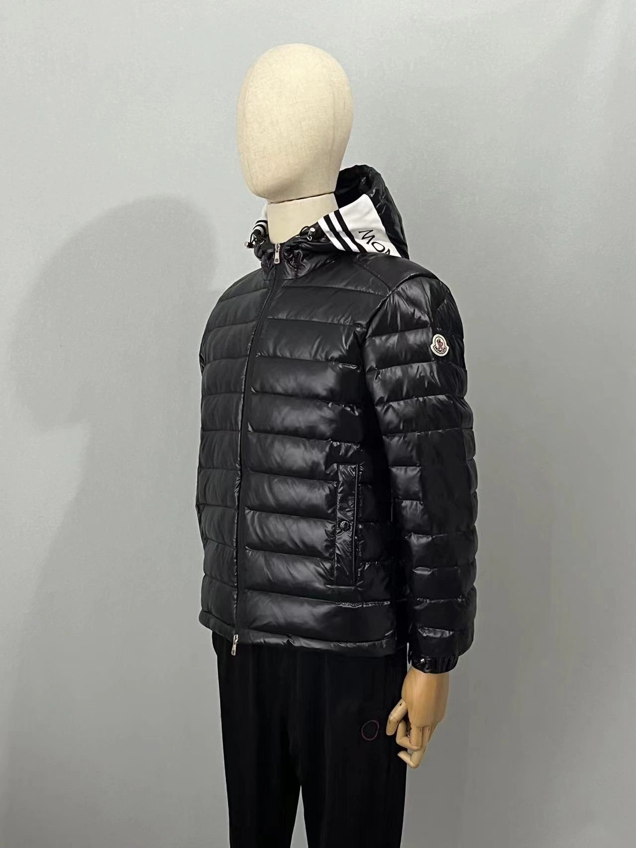 GoAnywhere Moncler Down Jackets 146093