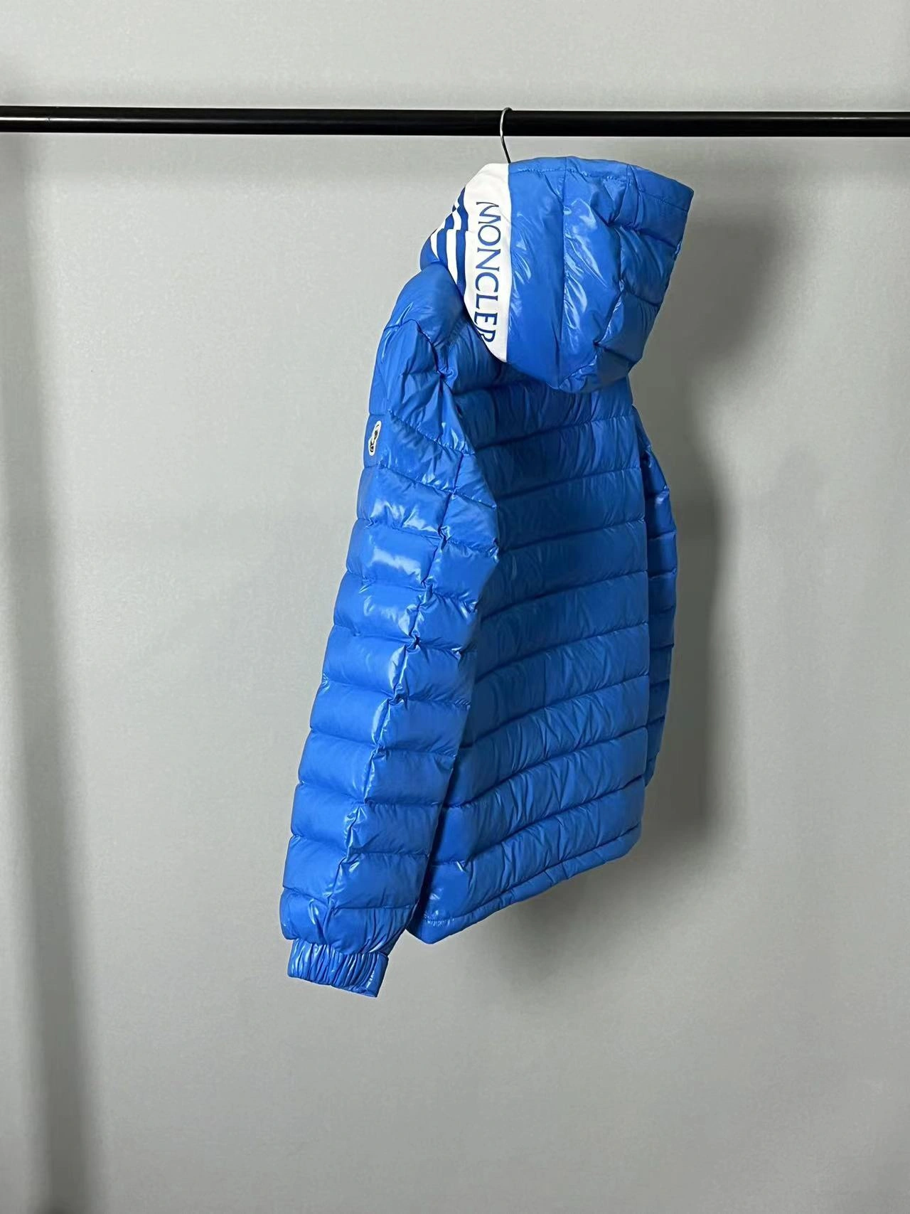 EyeCatching Moncler Down Jackets 146084