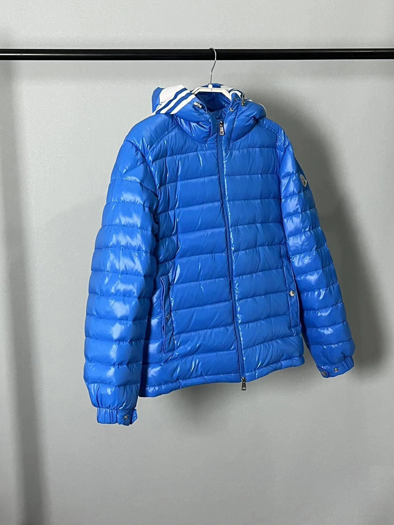 EyeCatching Moncler Down Jackets 146084