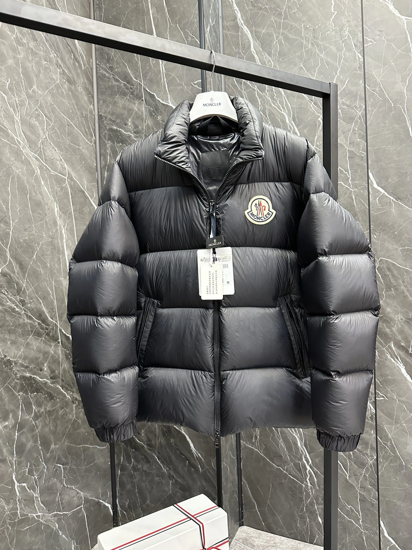 Moncler Down Jackets Premium 146098