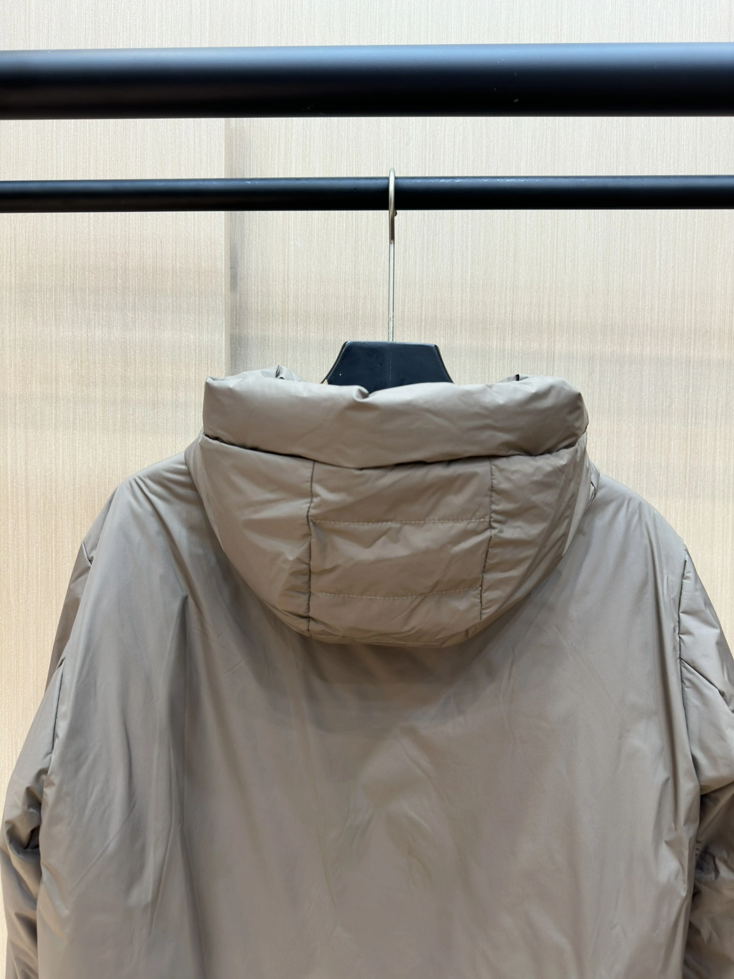 Moncler Down Jackets SoftTouch 146082