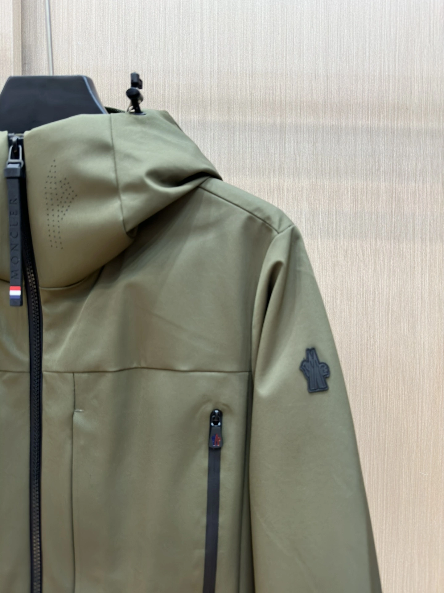 Moncler Down Jackets DailyWear 146086