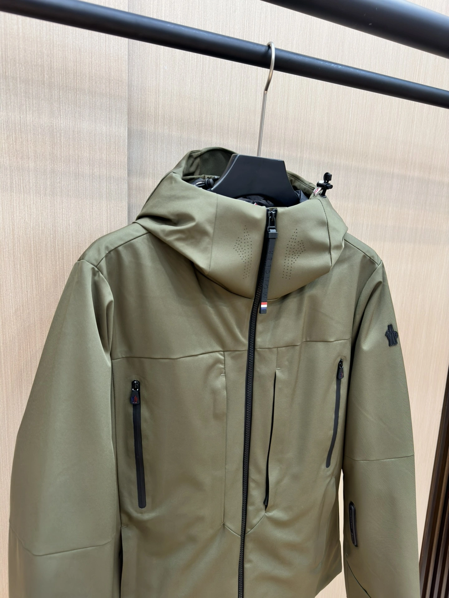 Moncler Down Jackets DailyWear 146086