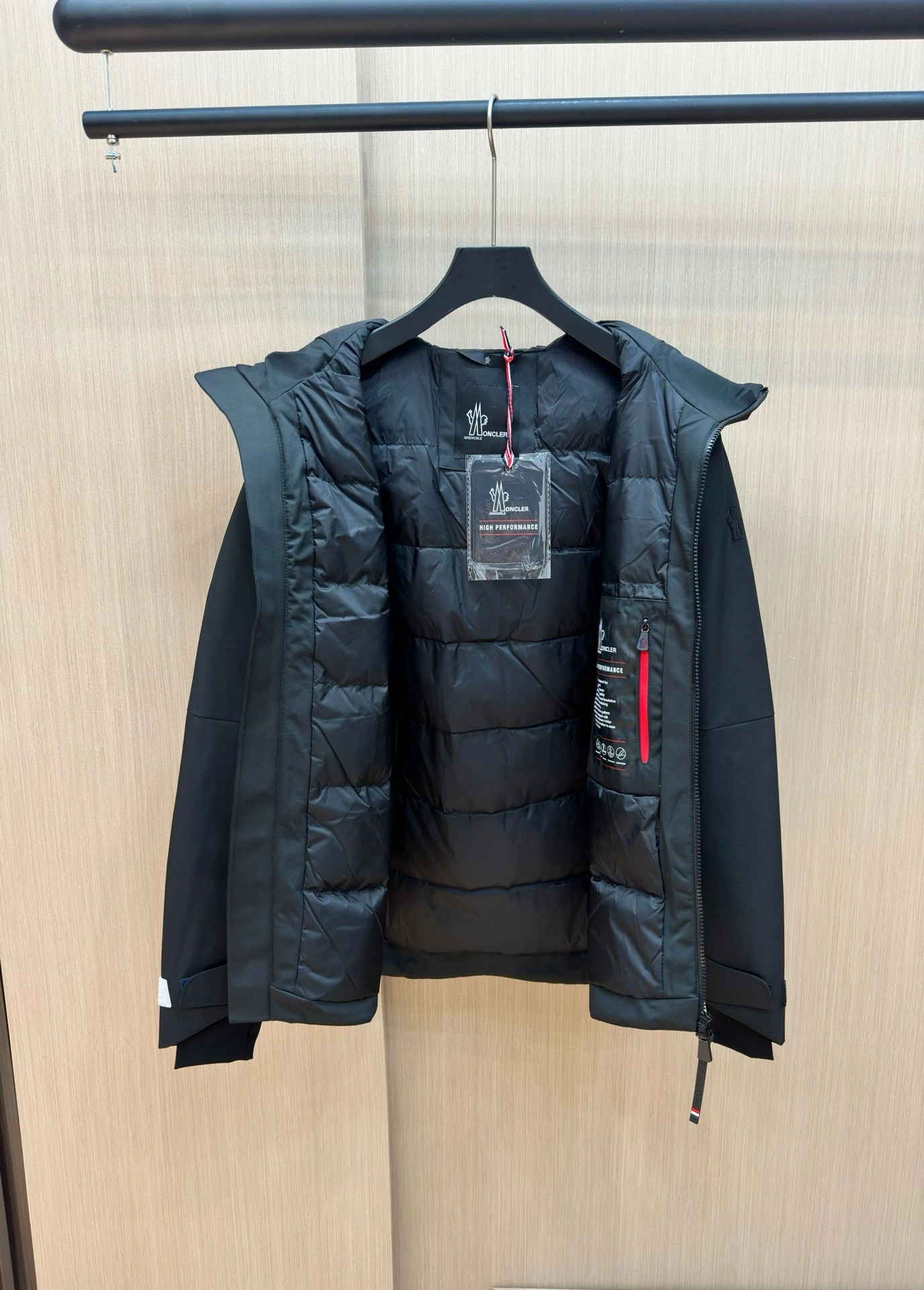 Lightweight Moncler Down Jackets 146083
