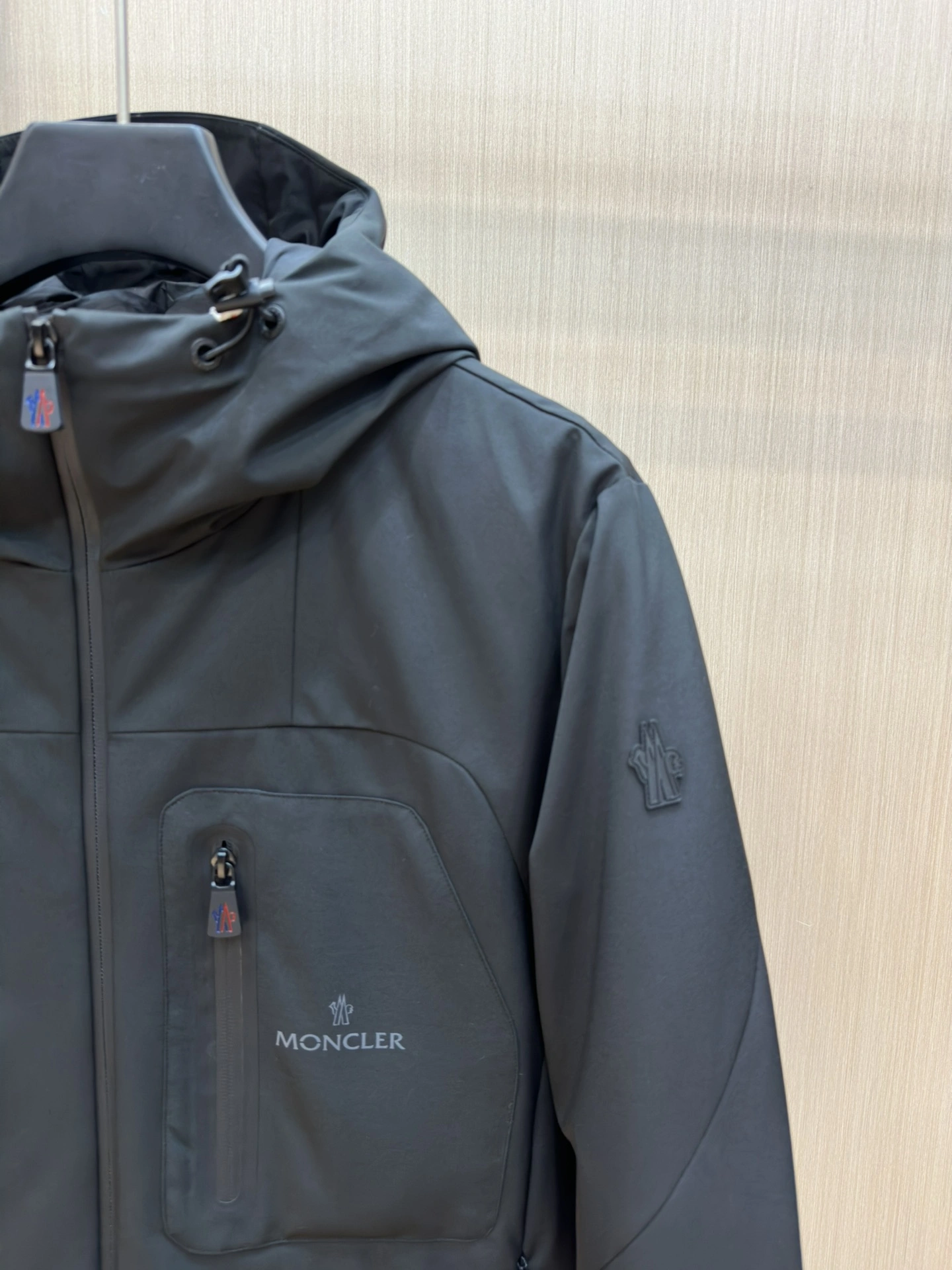 Neat Moncler Down Jackets 146078
