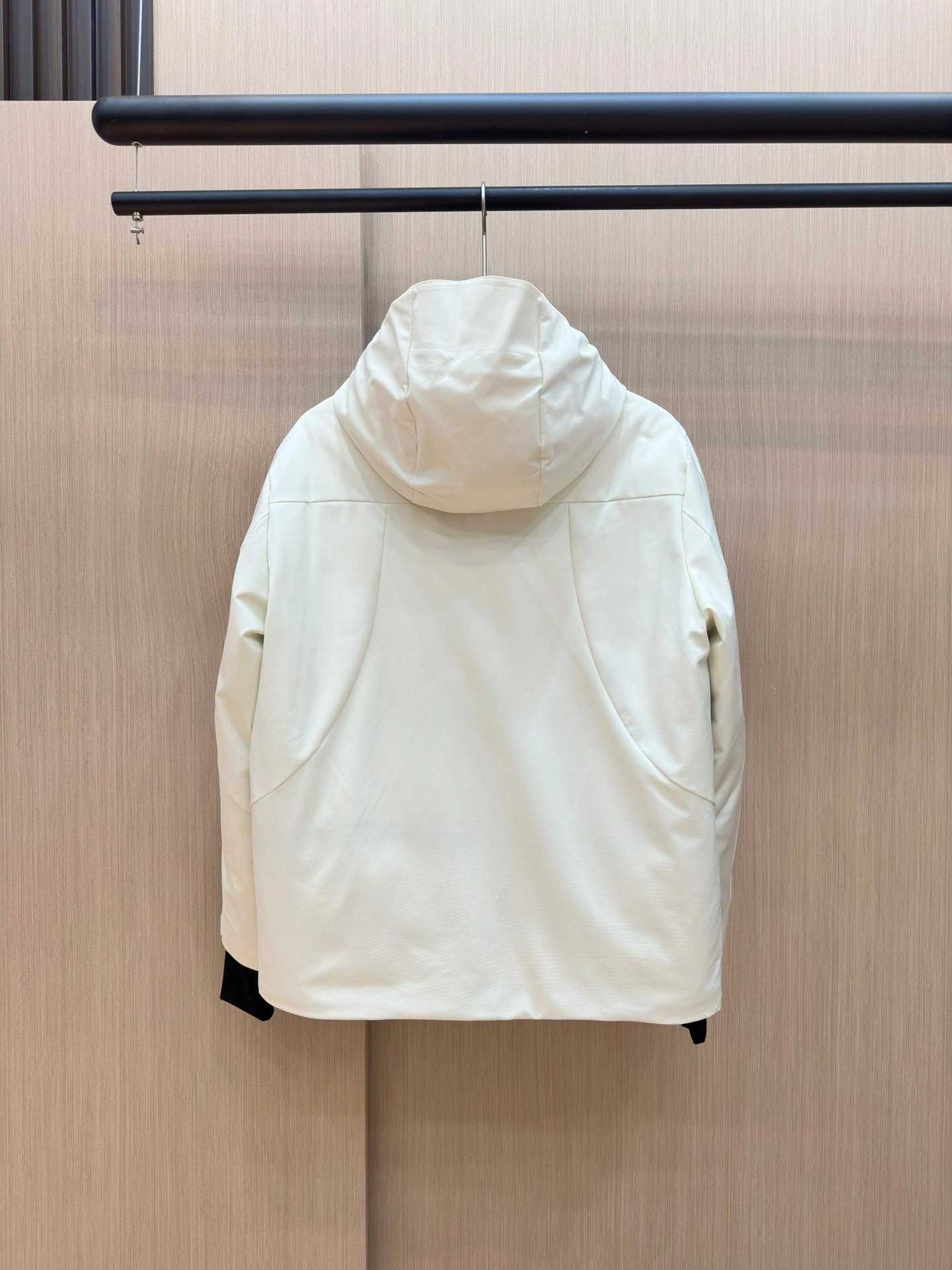 Moncler Down Jackets Refined 146072