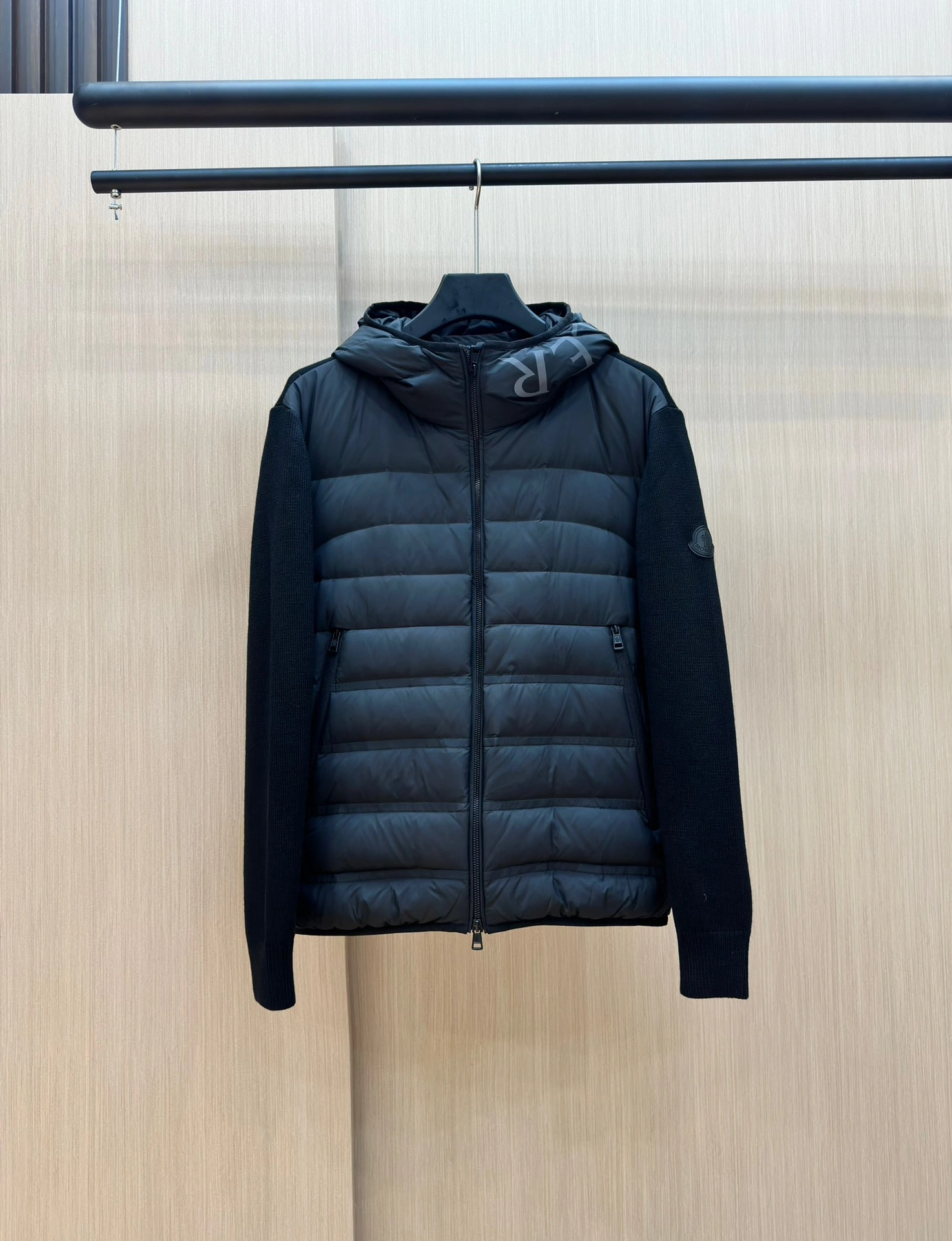 Unique Moncler Down Jackets 146079