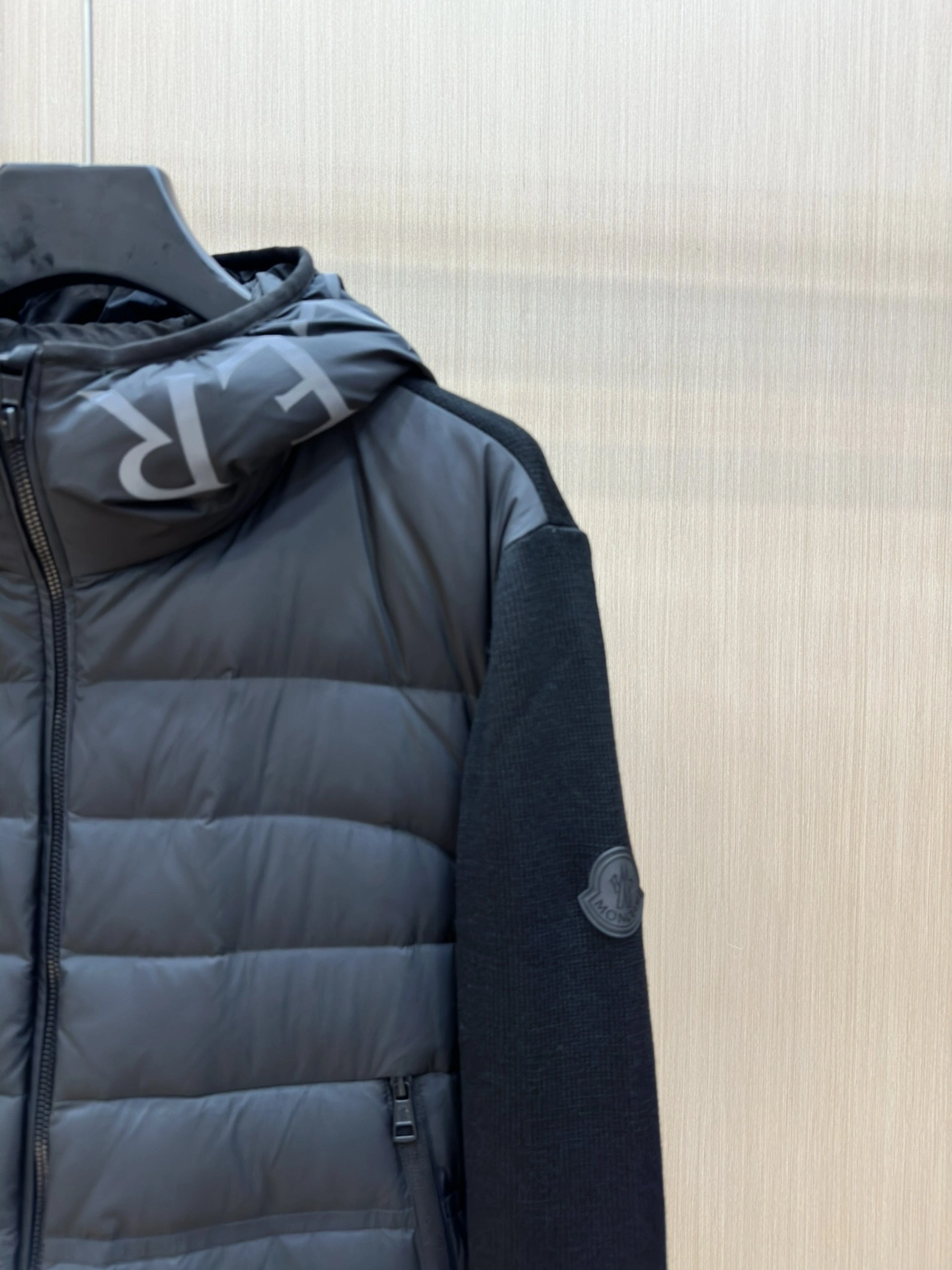 Unique Moncler Down Jackets 146079