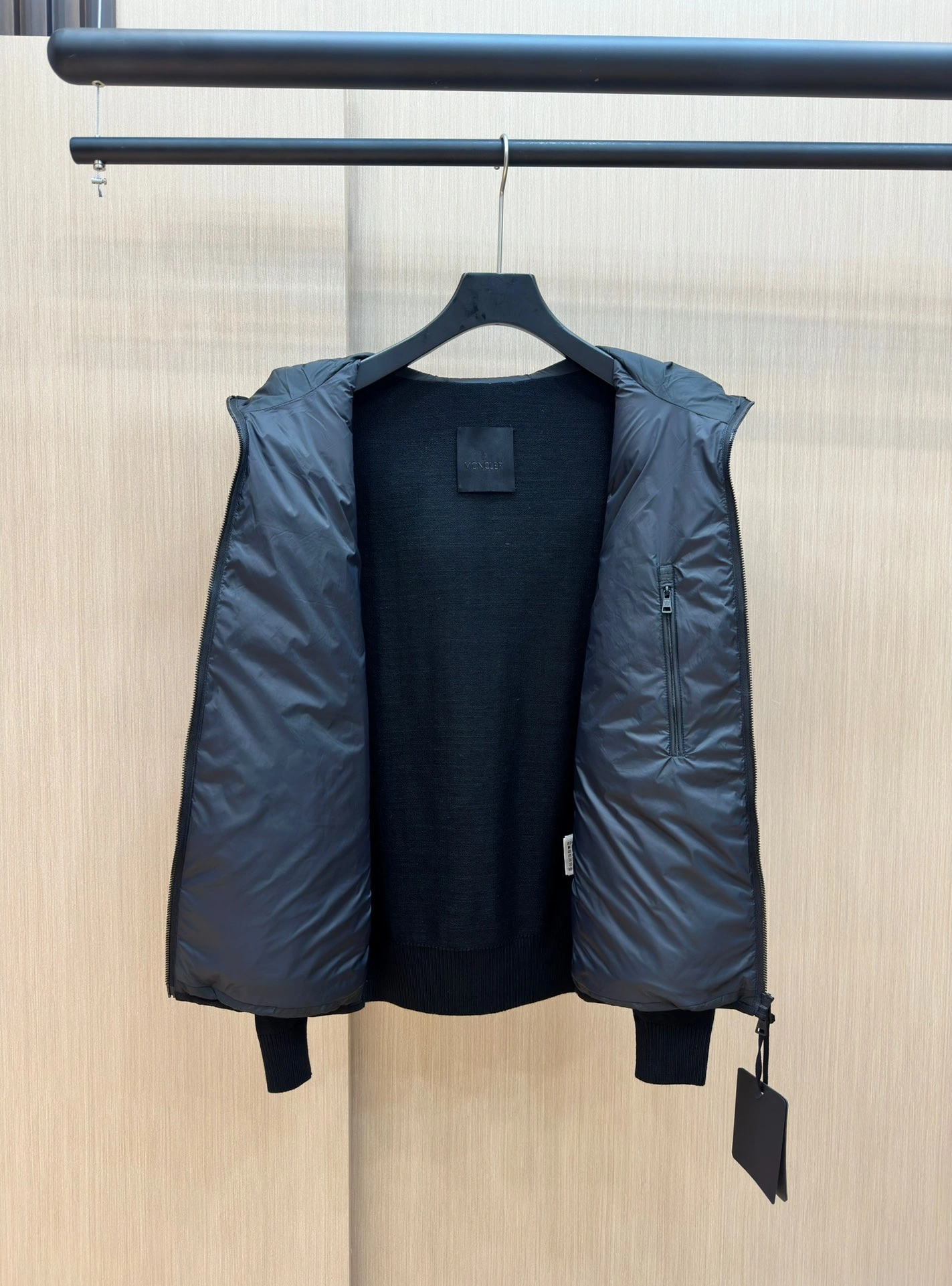 Unique Moncler Down Jackets 146079