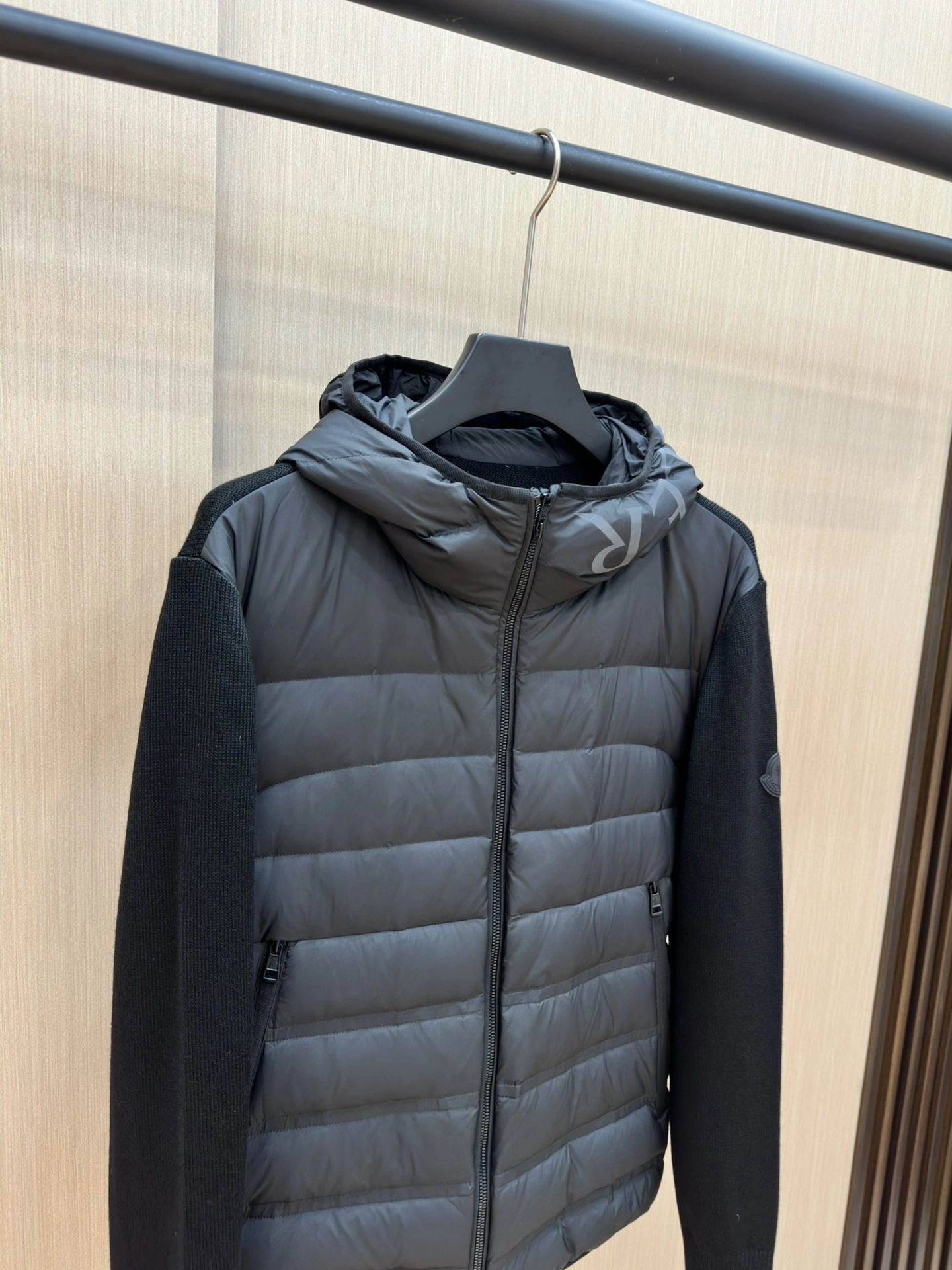 Unique Moncler Down Jackets 146079