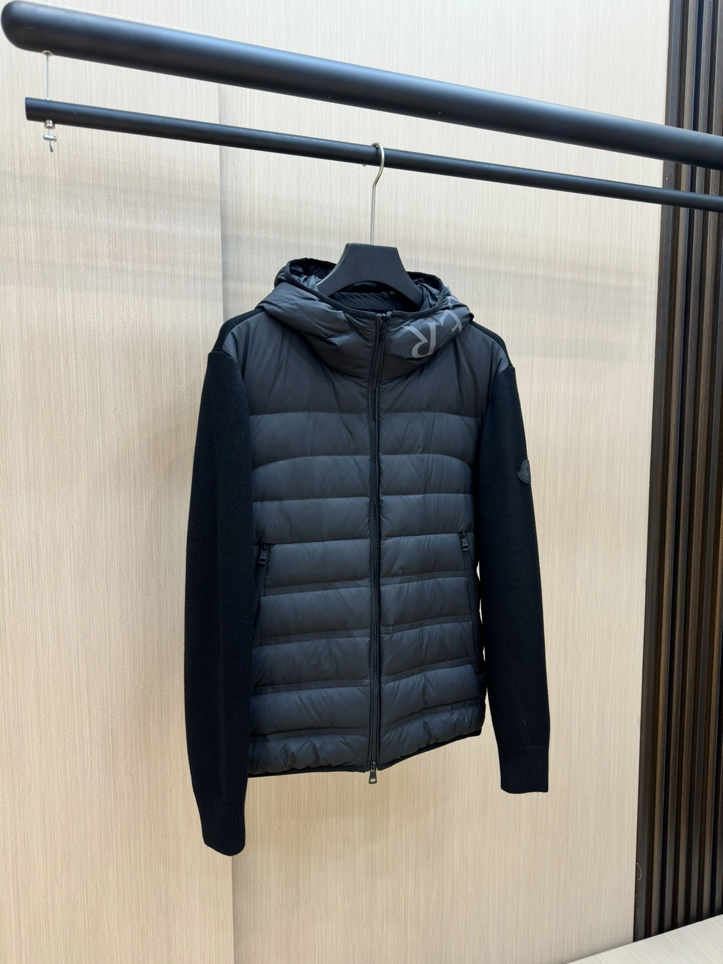 Unique Moncler Down Jackets 146079