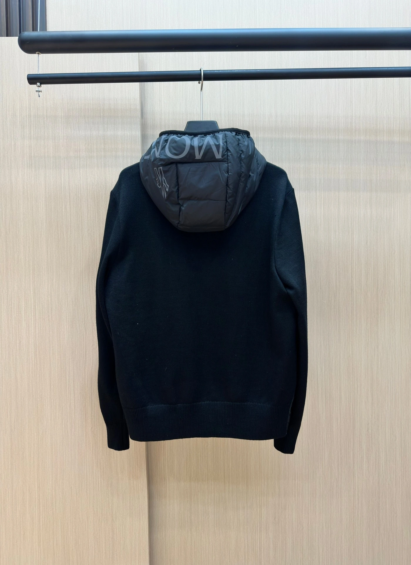 Unique Moncler Down Jackets 146079