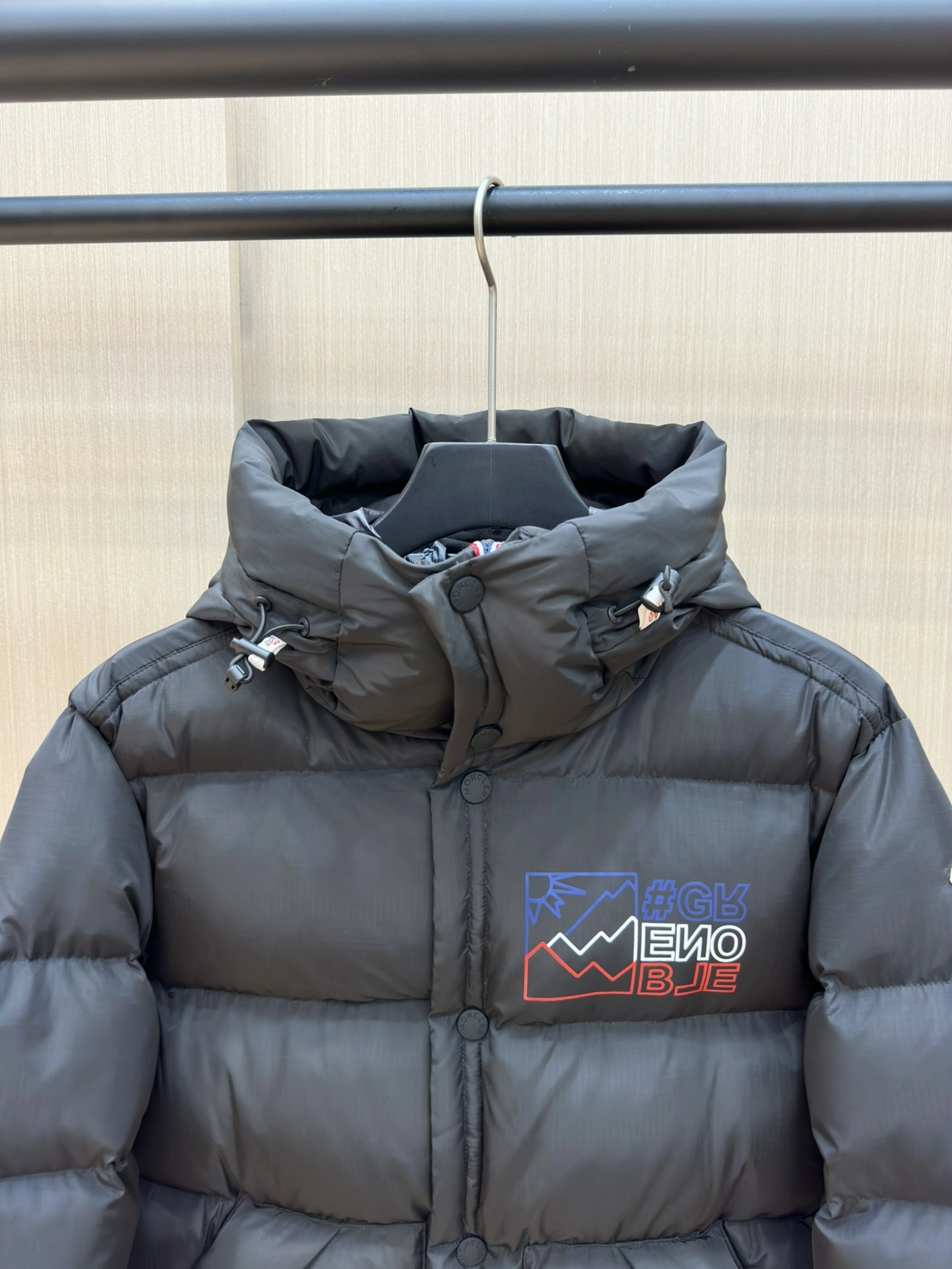 EasyCare Moncler Down Jackets 146074