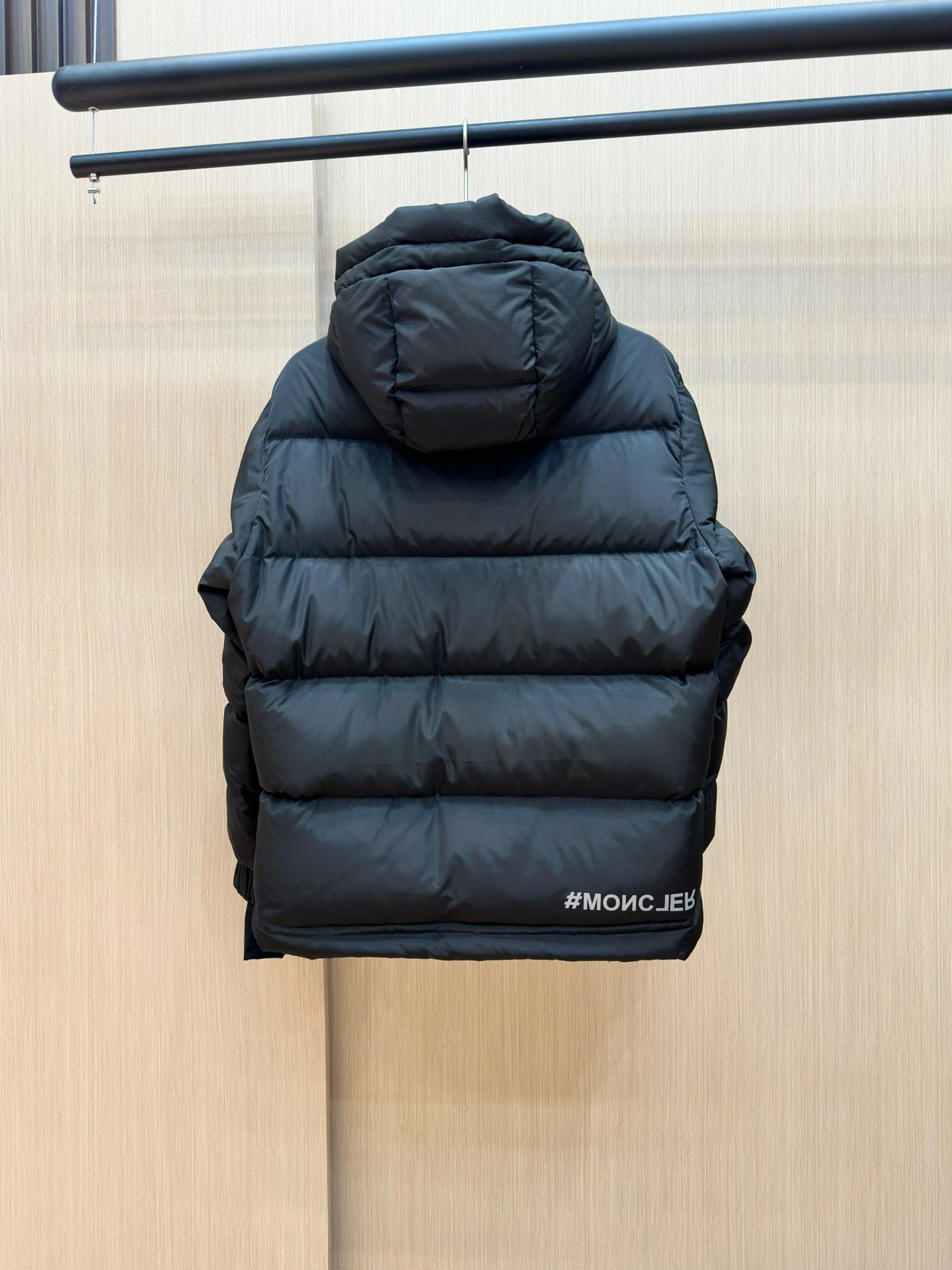 EasyCare Moncler Down Jackets 146074