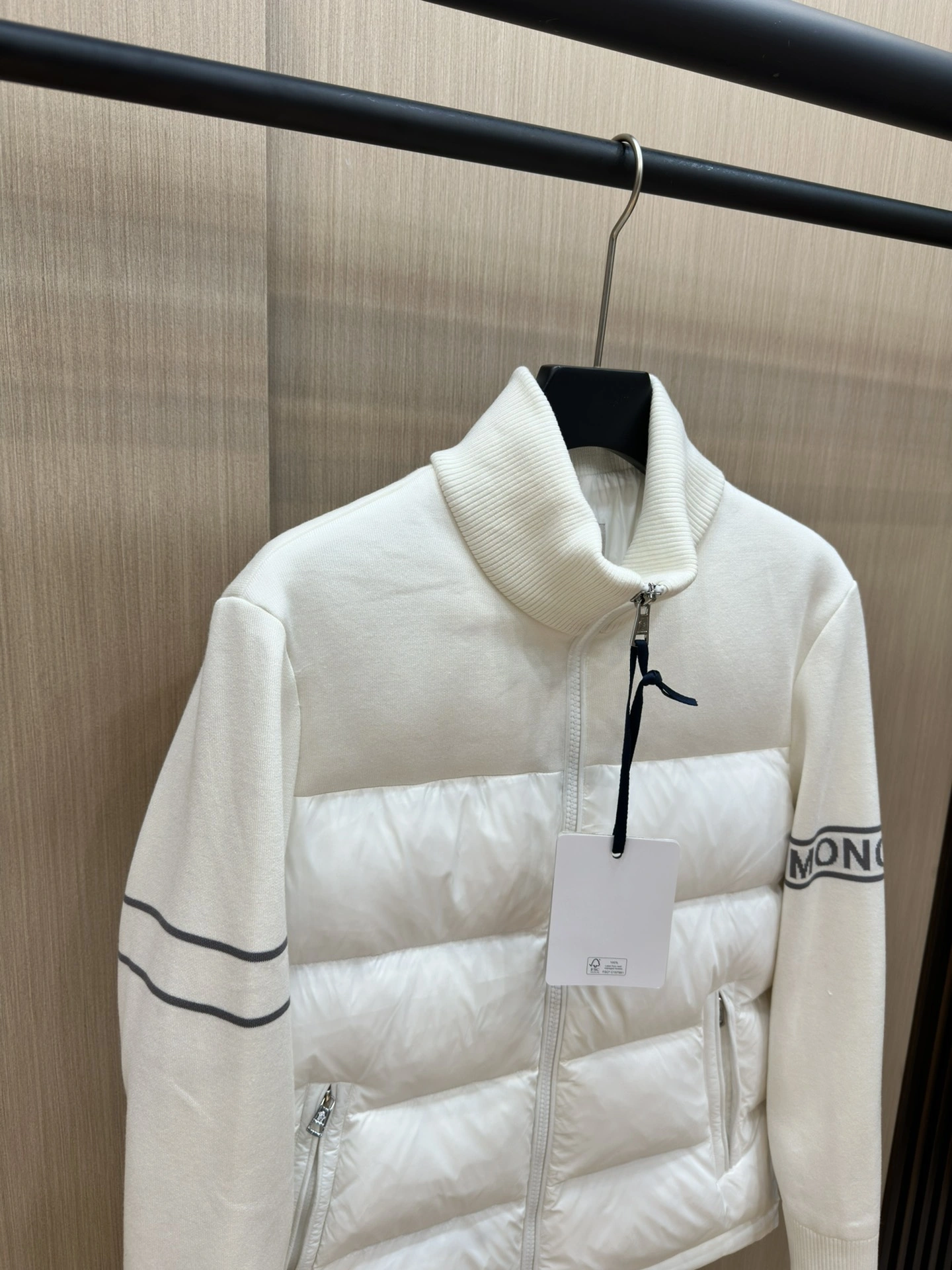 GoAnywhere Moncler Down Jackets 146068