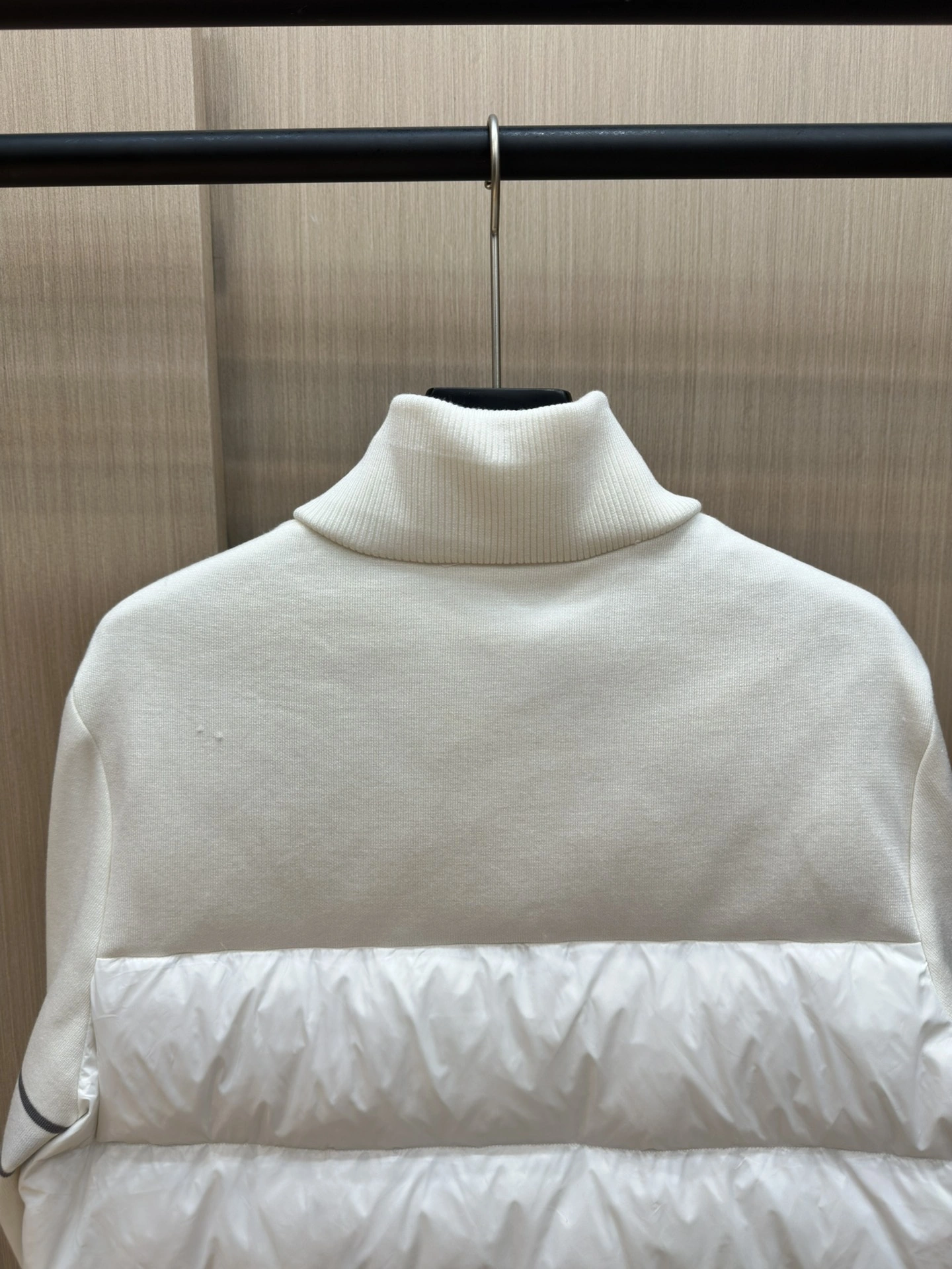 GoAnywhere Moncler Down Jackets 146068