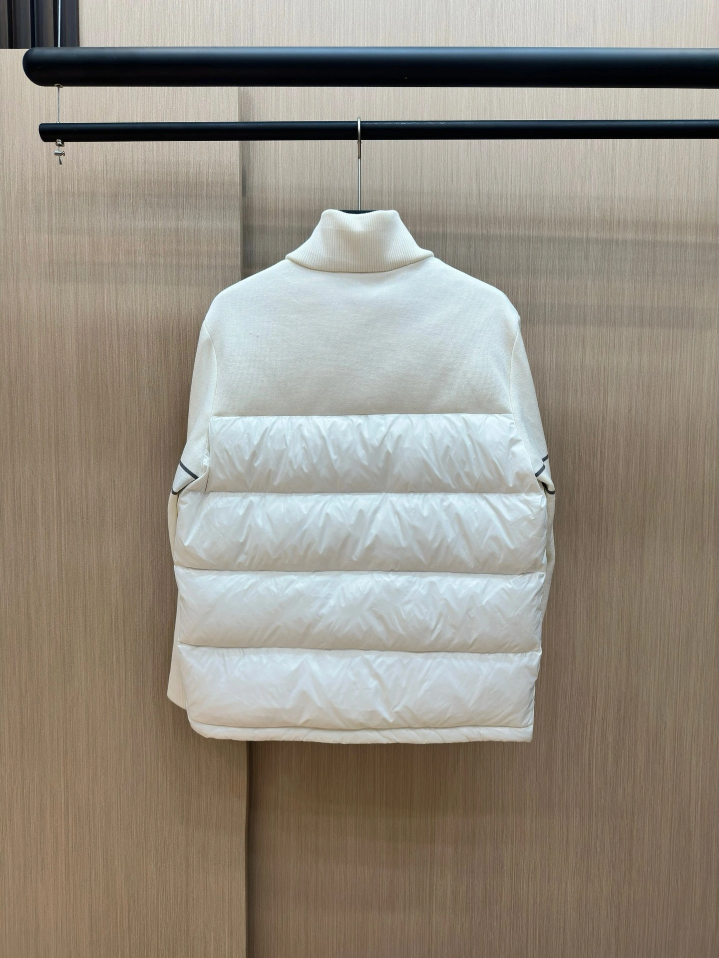 GoAnywhere Moncler Down Jackets 146068