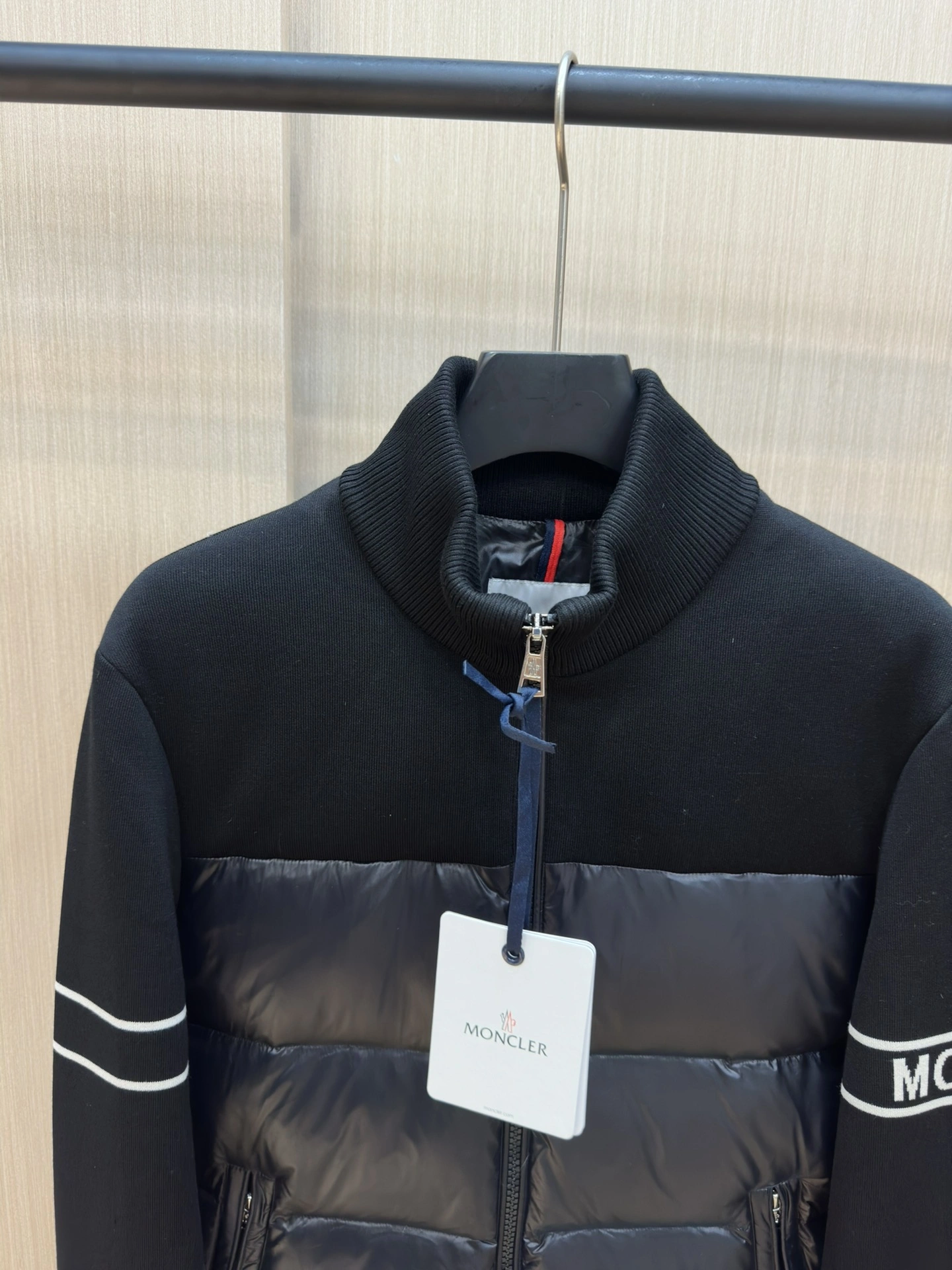 HighPerformance Moncler Down Jackets 146076