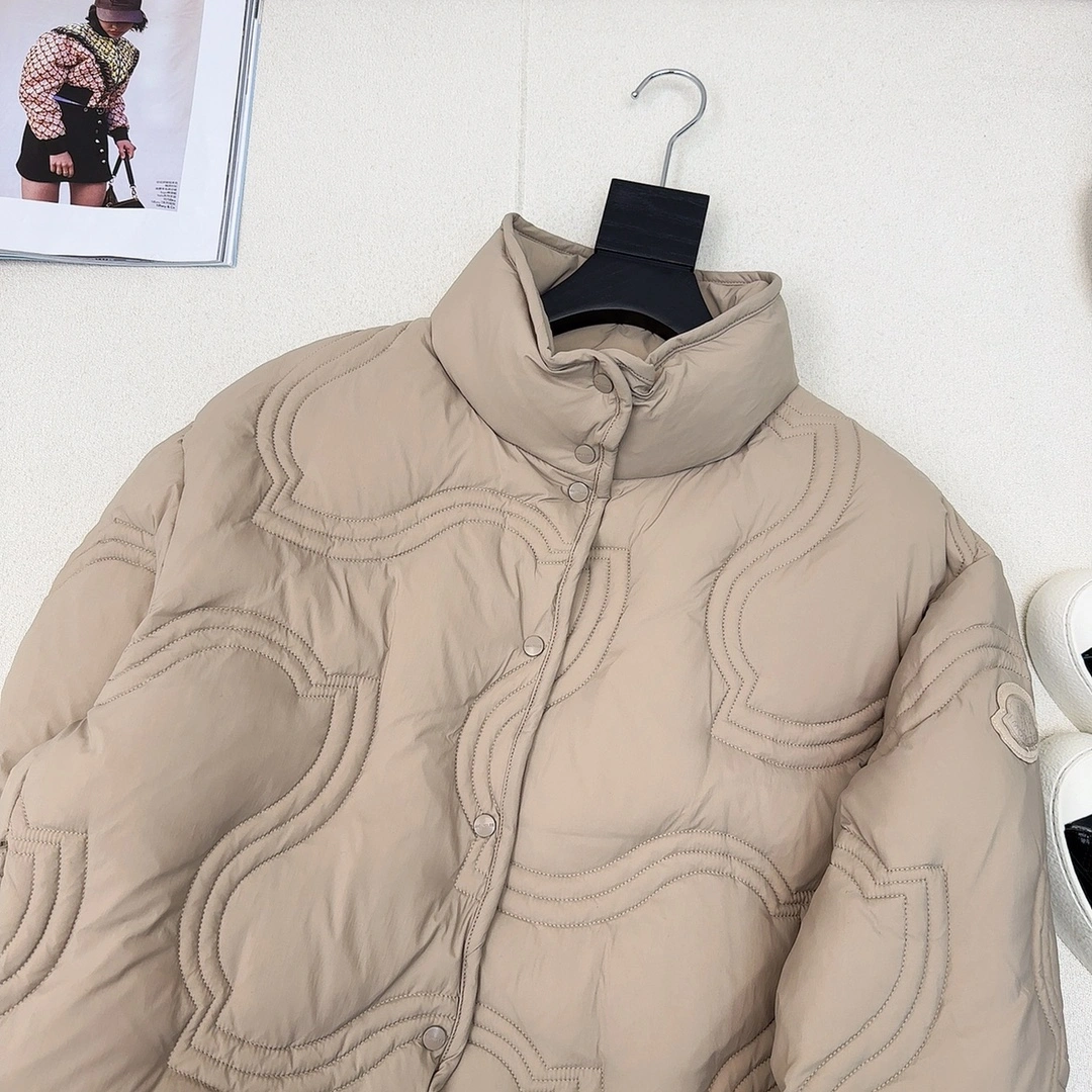 ZipUp Moncler Down Jackets 146071