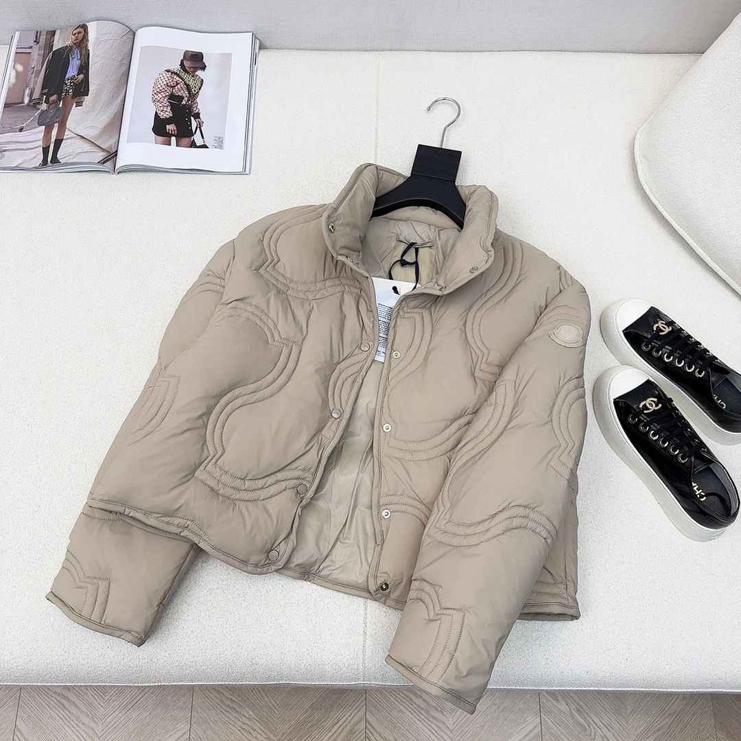 ZipUp Moncler Down Jackets 146071