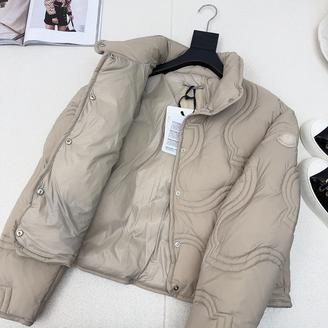 ZipUp Moncler Down Jackets 146071