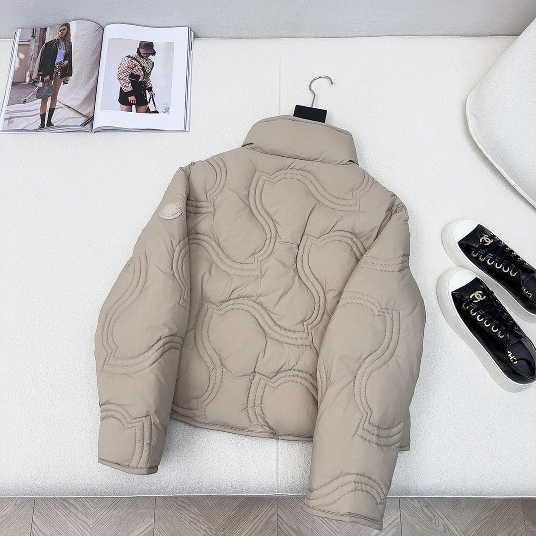 ZipUp Moncler Down Jackets 146071
