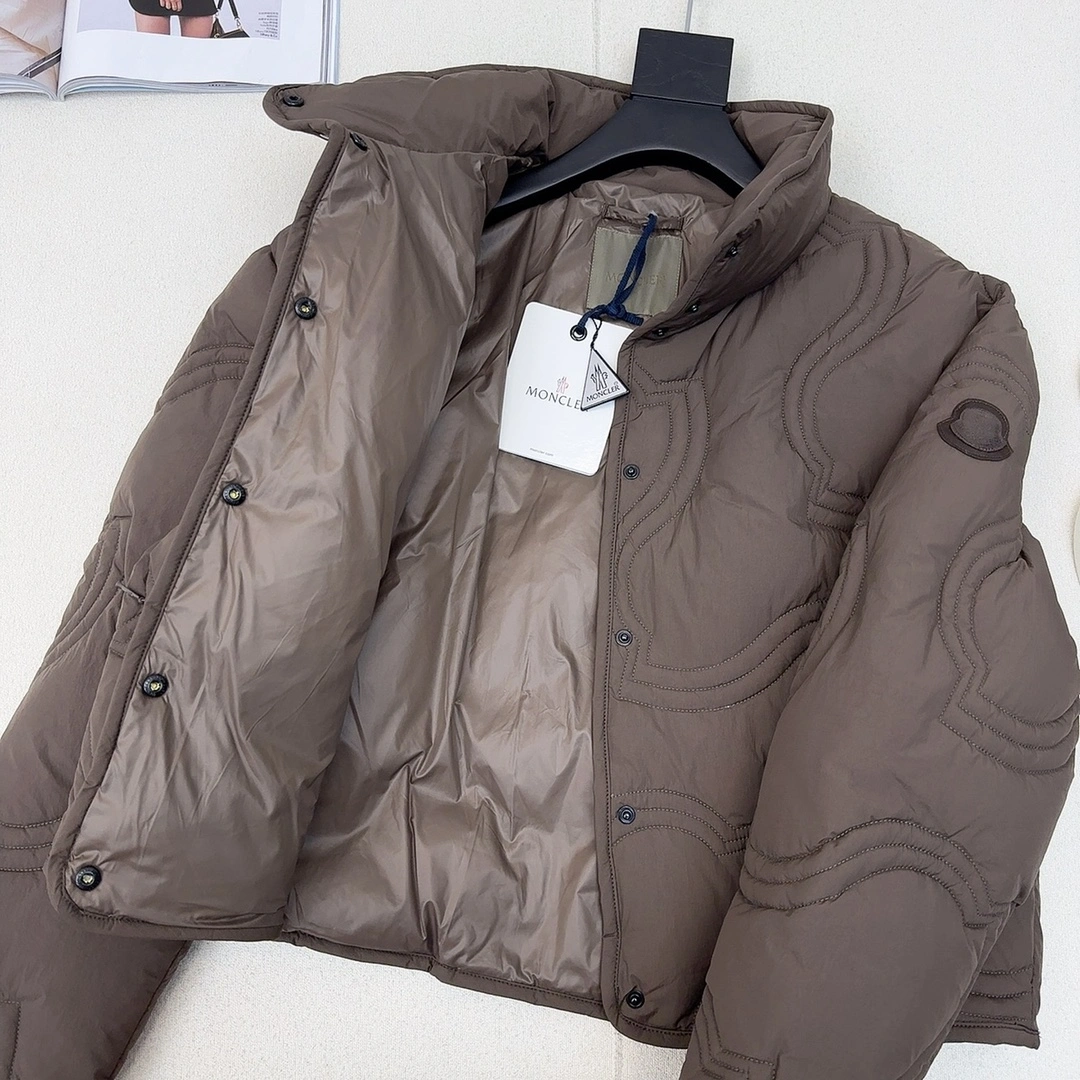 Packable Moncler Down Jackets 146070