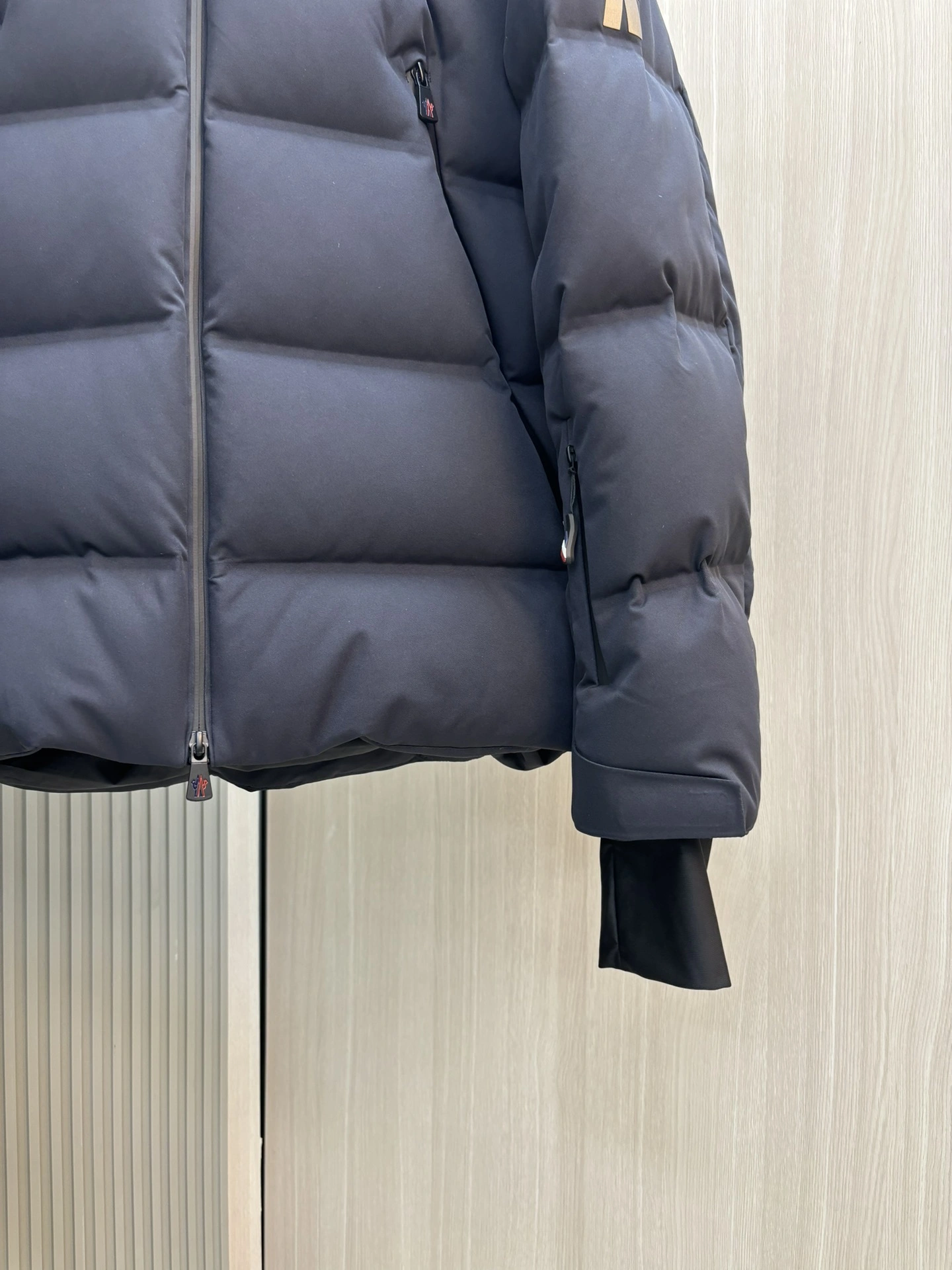 Trendsetting Moncler Down Jackets 146066