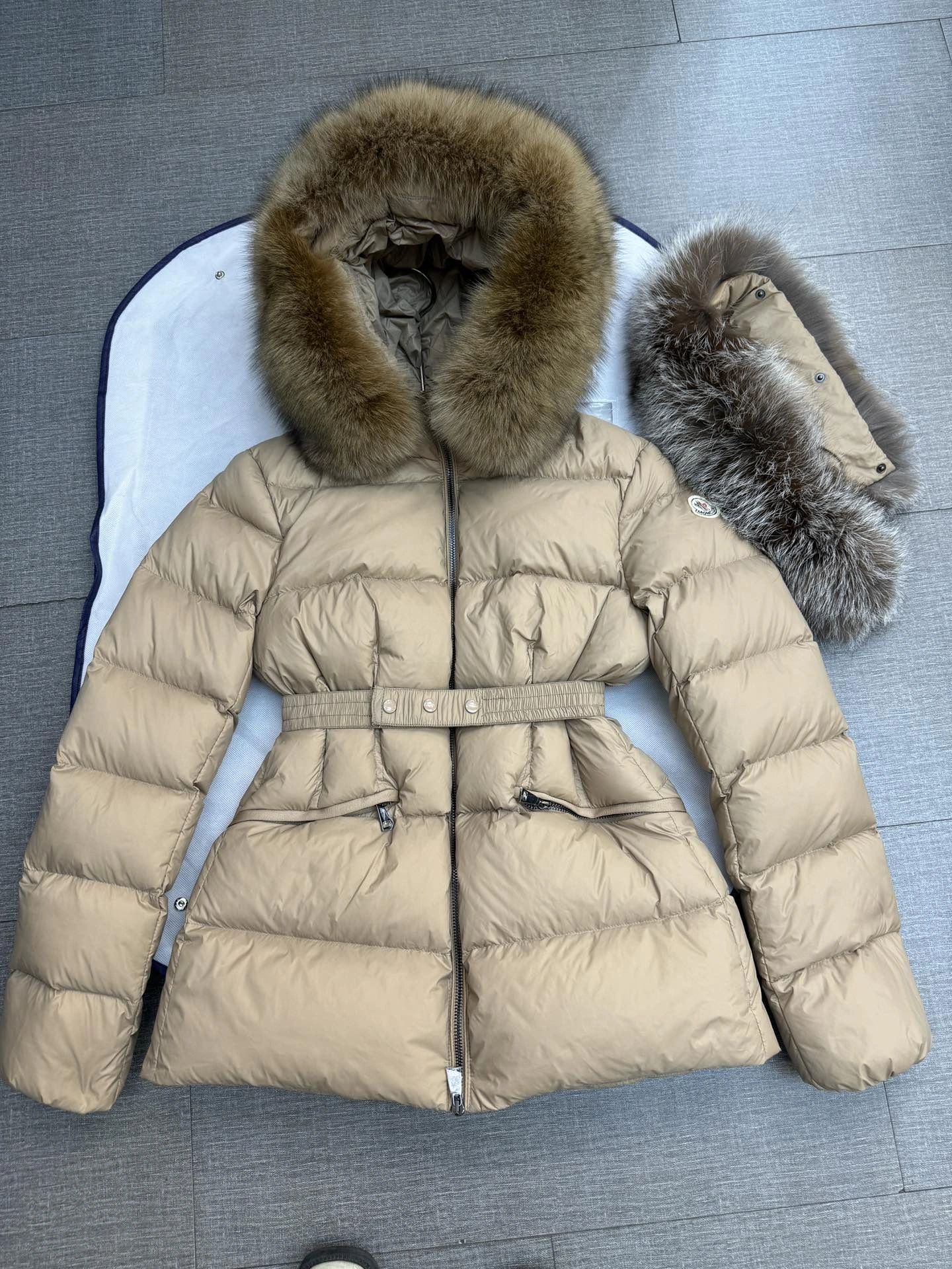 MultiPurpose Moncler Down Jackets 146065