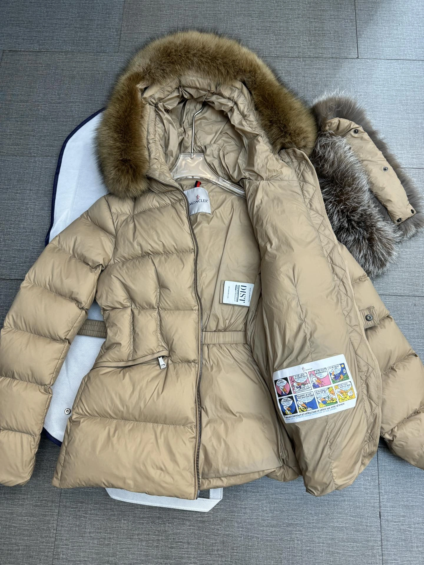 MultiPurpose Moncler Down Jackets 146065