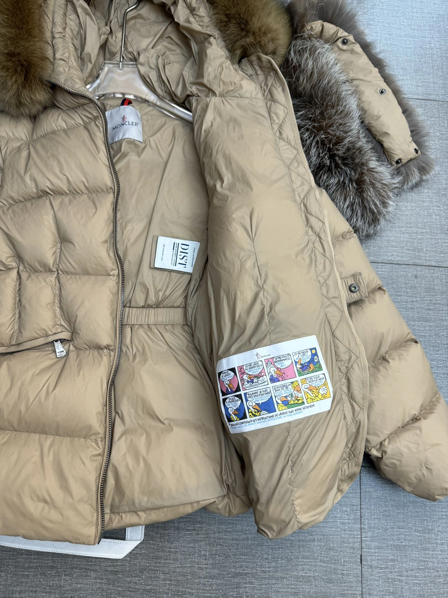 MultiPurpose Moncler Down Jackets 146065
