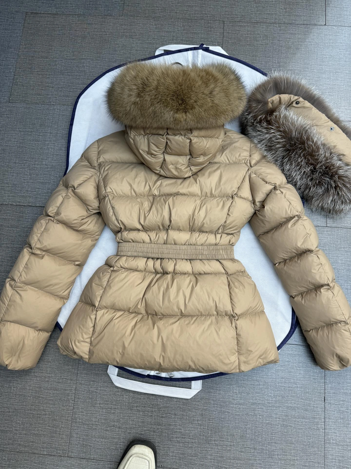 MultiPurpose Moncler Down Jackets 146065
