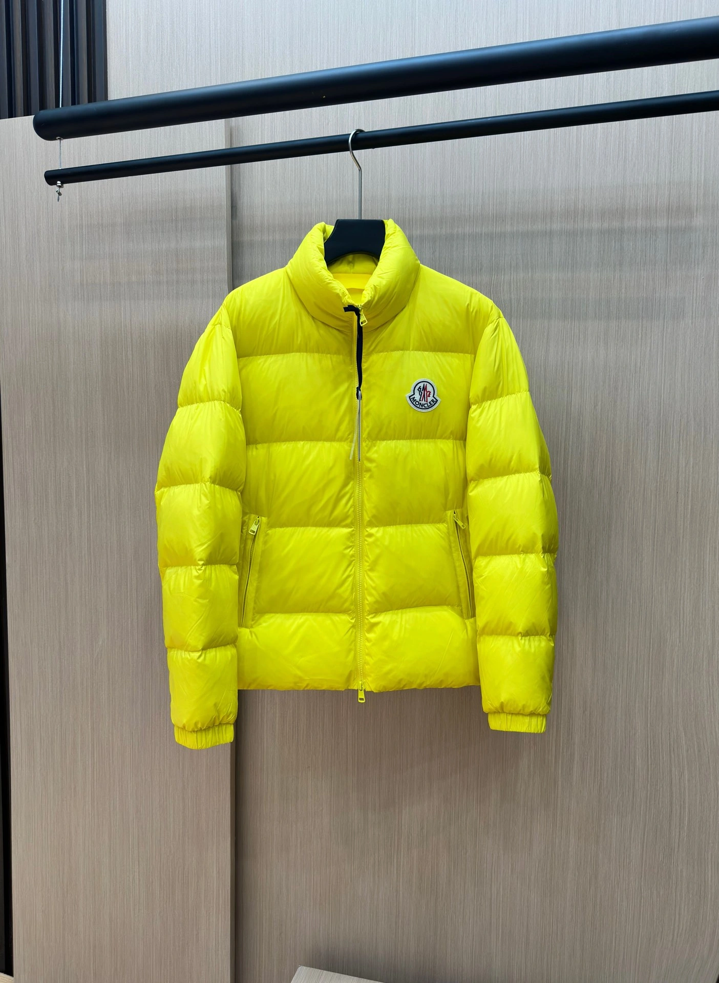 Tailored Moncler Down Jackets 146081