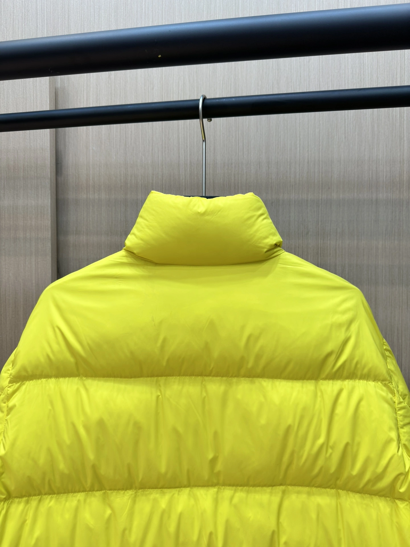 Tailored Moncler Down Jackets 146081