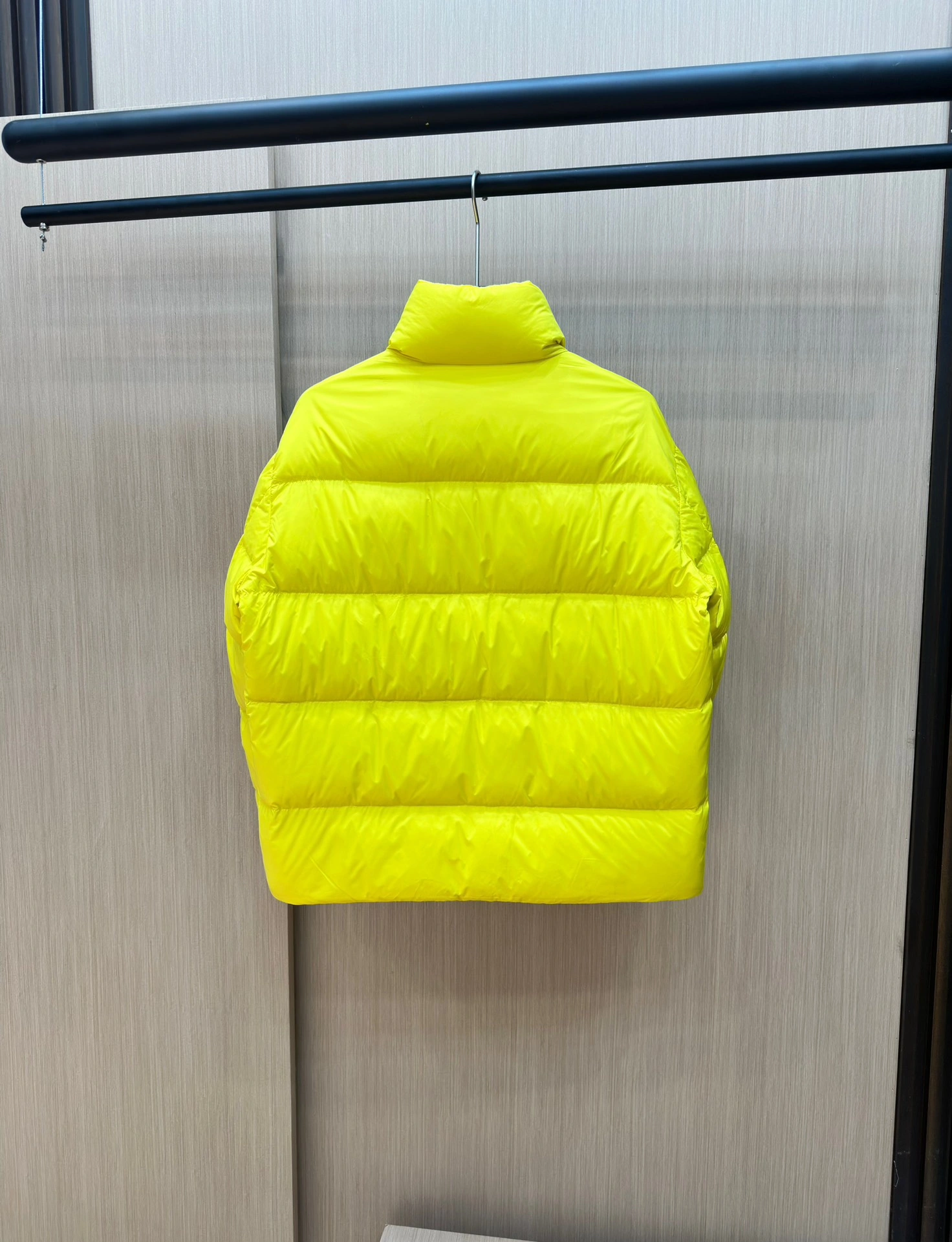 Tailored Moncler Down Jackets 146081