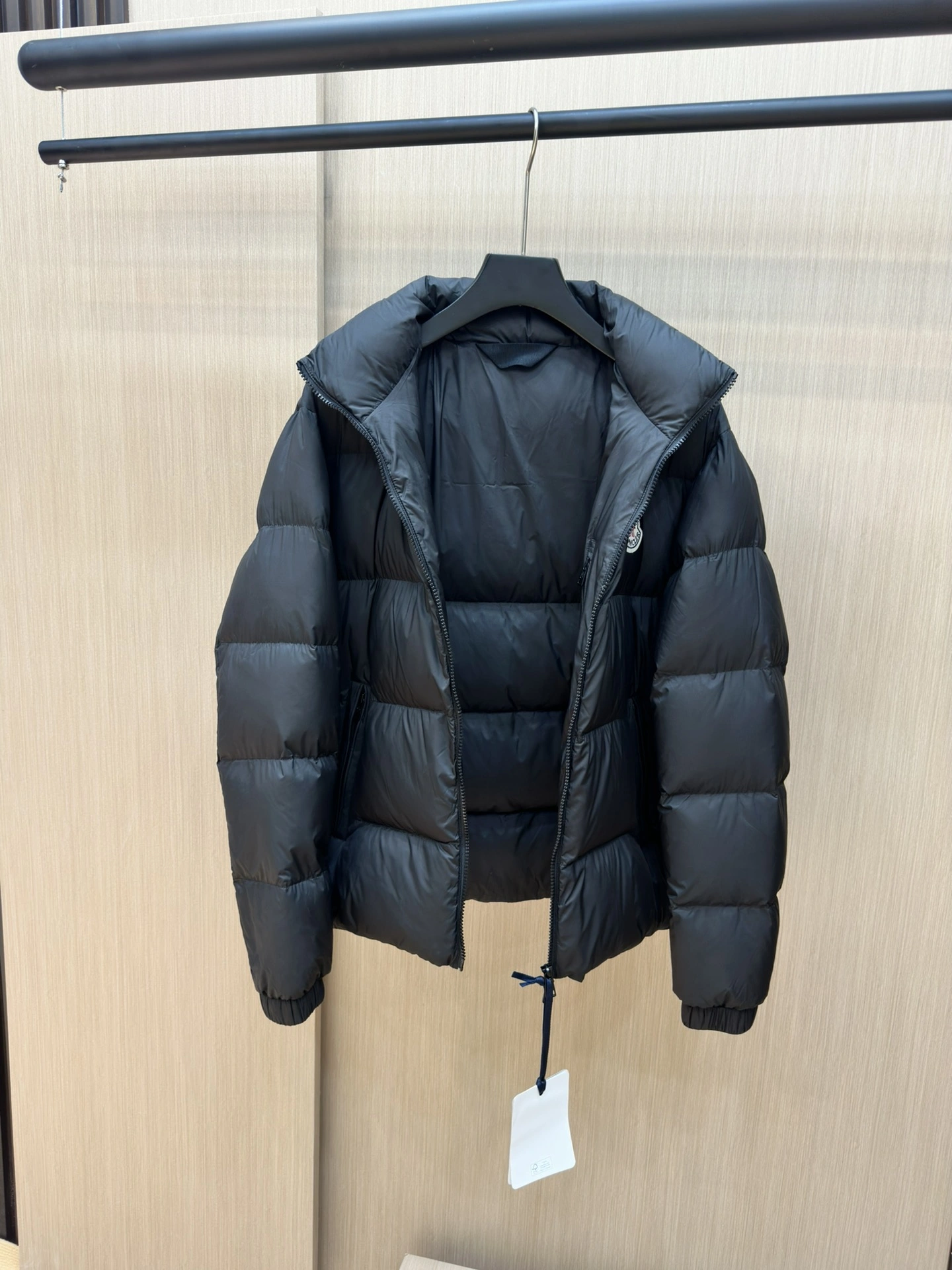 WellDesigned Moncler Down Jackets 146062