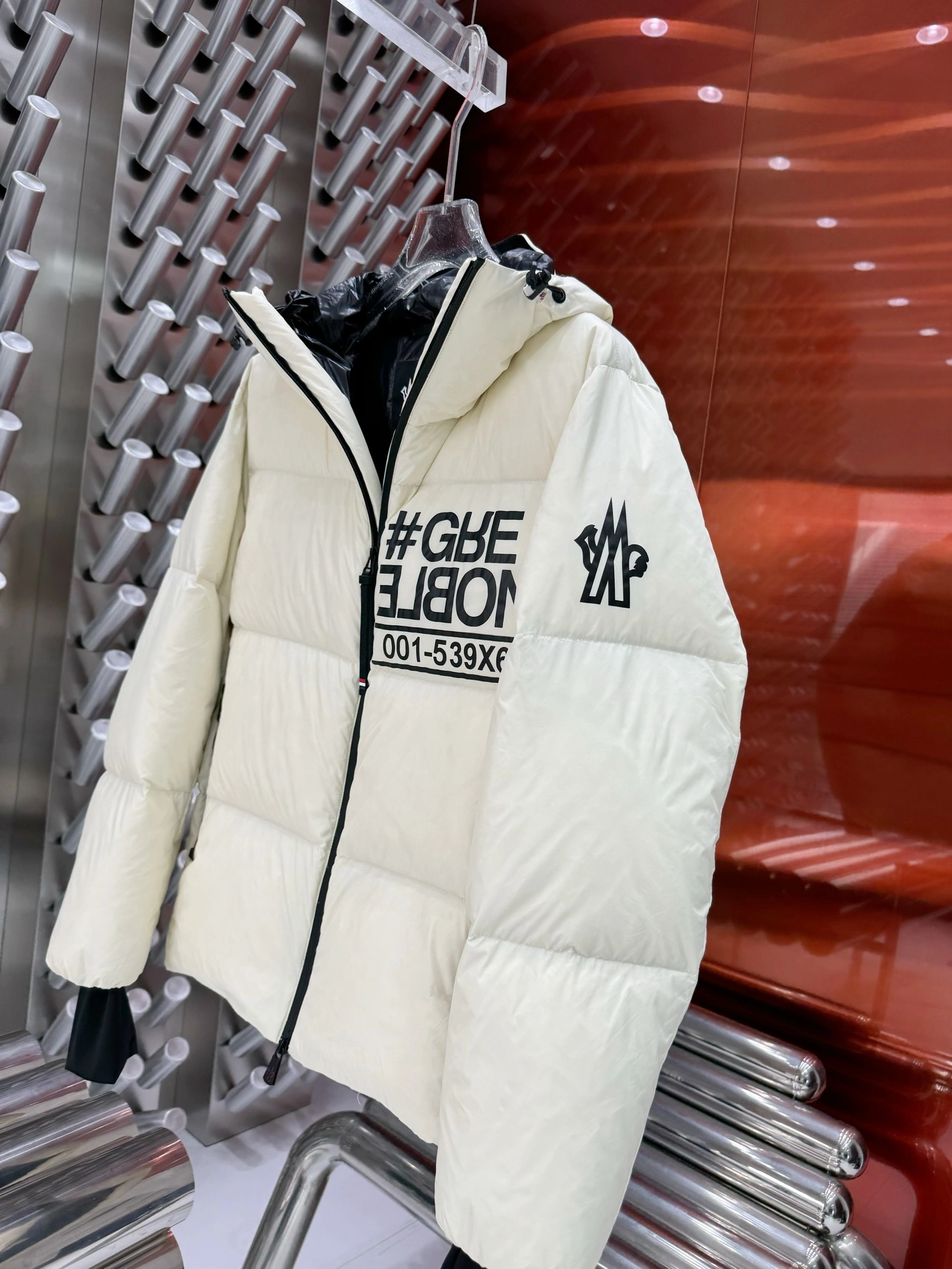 Moncler Down Jackets Premium 146058