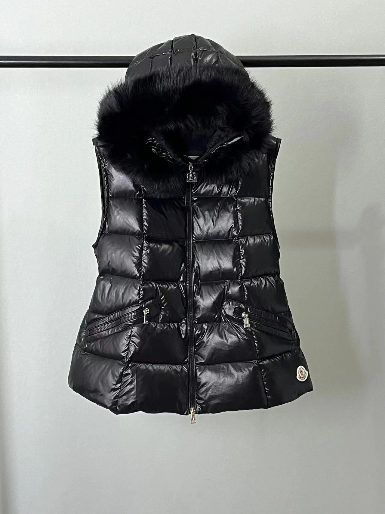 Moncler Down Jackets Unique 146042