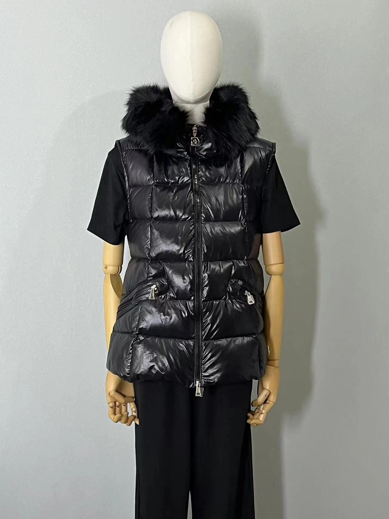 Moncler Down Jackets Unique 146042