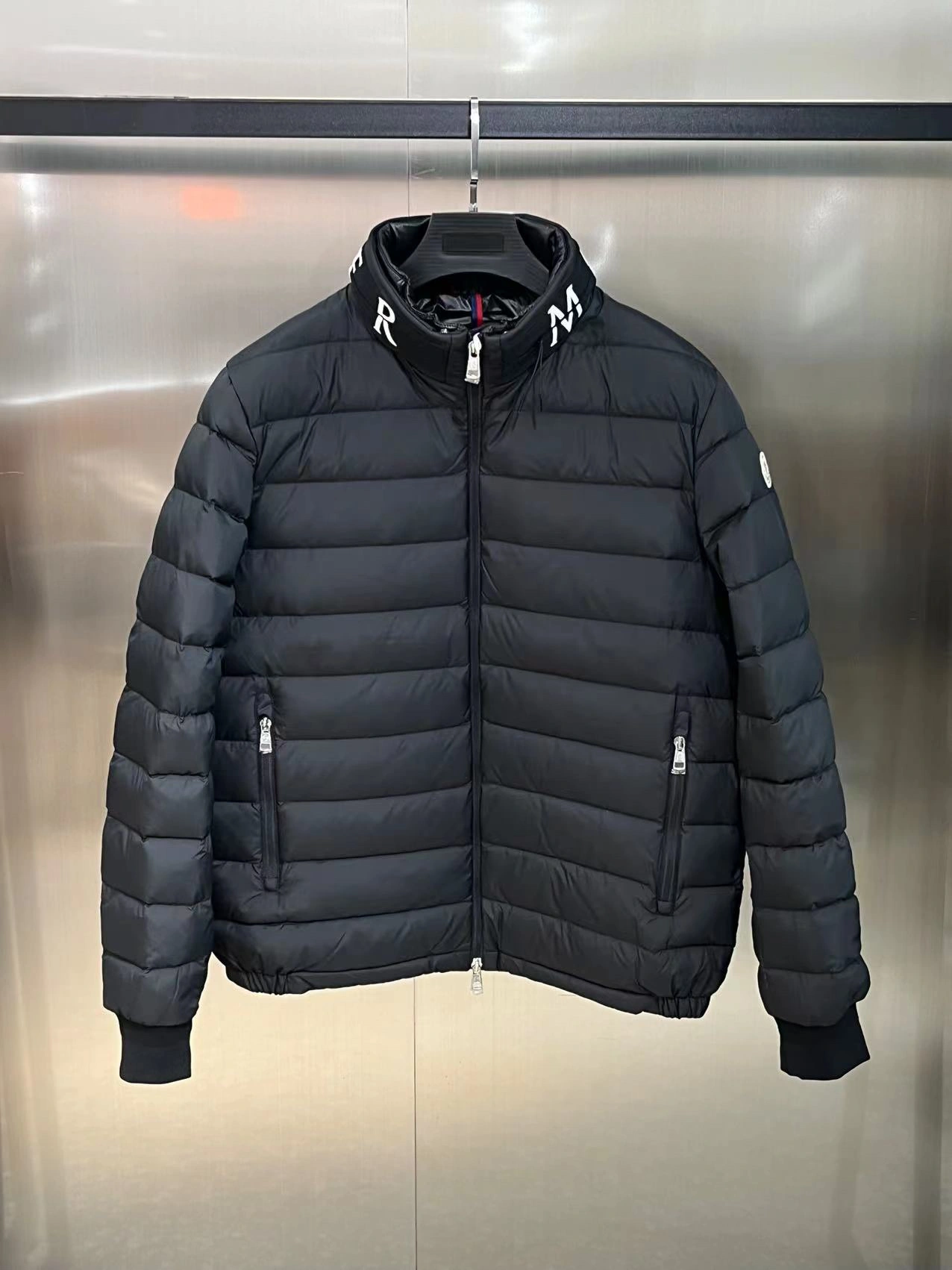 Moncler Down Jackets Reliable 146046