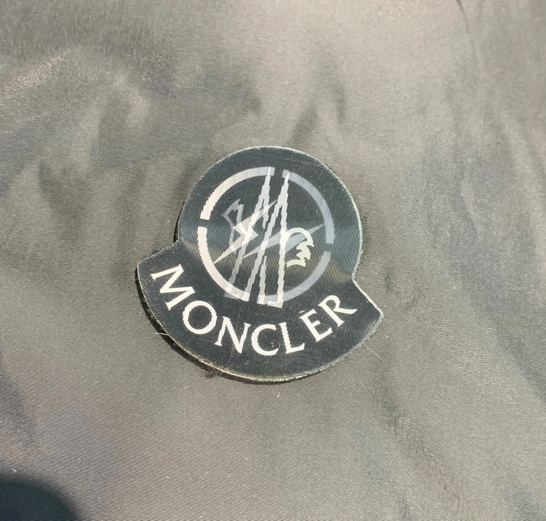 ComfortFit Moncler Down Jackets 146052