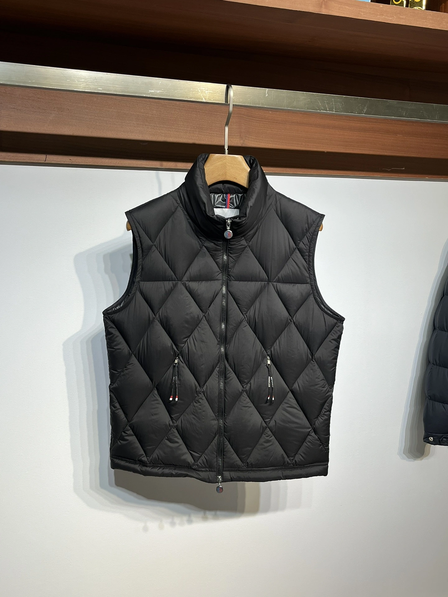 GoAnywhere Moncler Down Jackets 146049